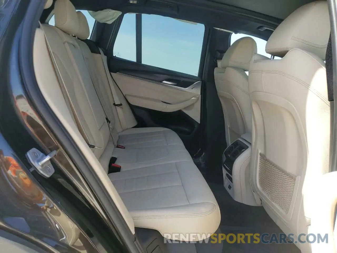 11 fotografías del automóvil dañado 5UXTY3C04L9D25223 BMW X3 2020