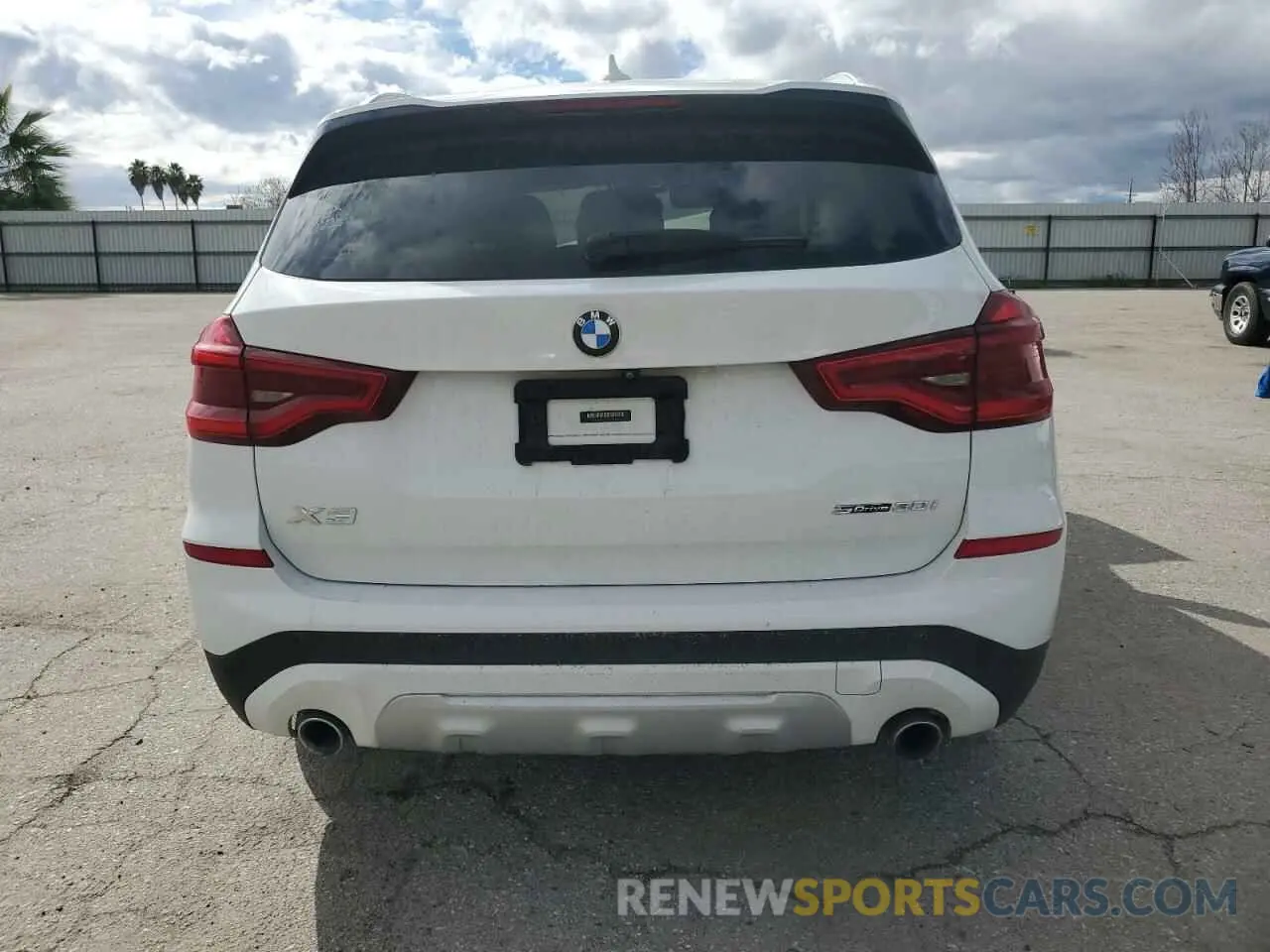 6 fotografías del automóvil dañado 5UXTY3C04LLE55442 BMW X3 2020