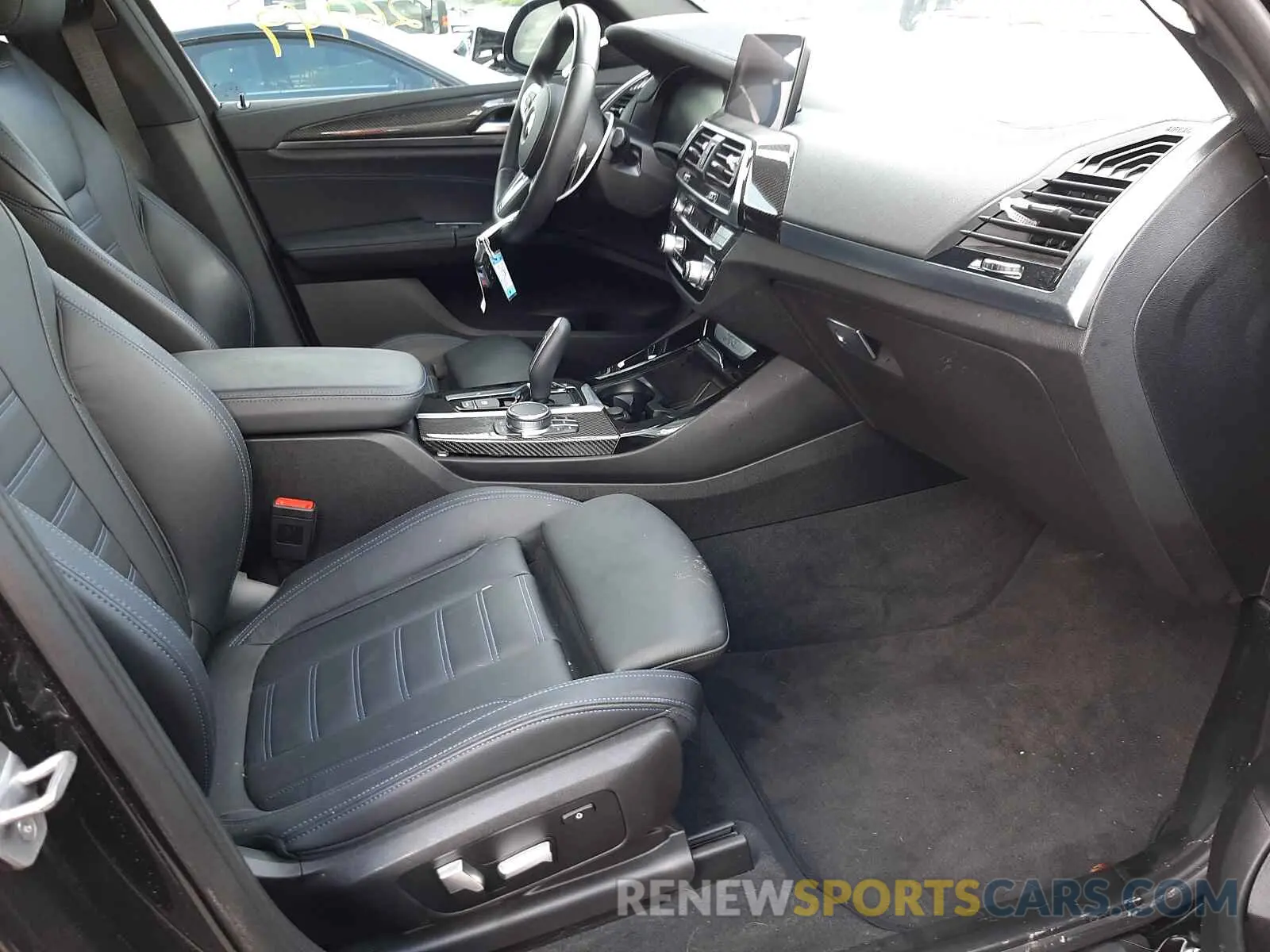 5 fotografías del automóvil dañado 5UXTY3C05LLE54753 BMW X3 2020