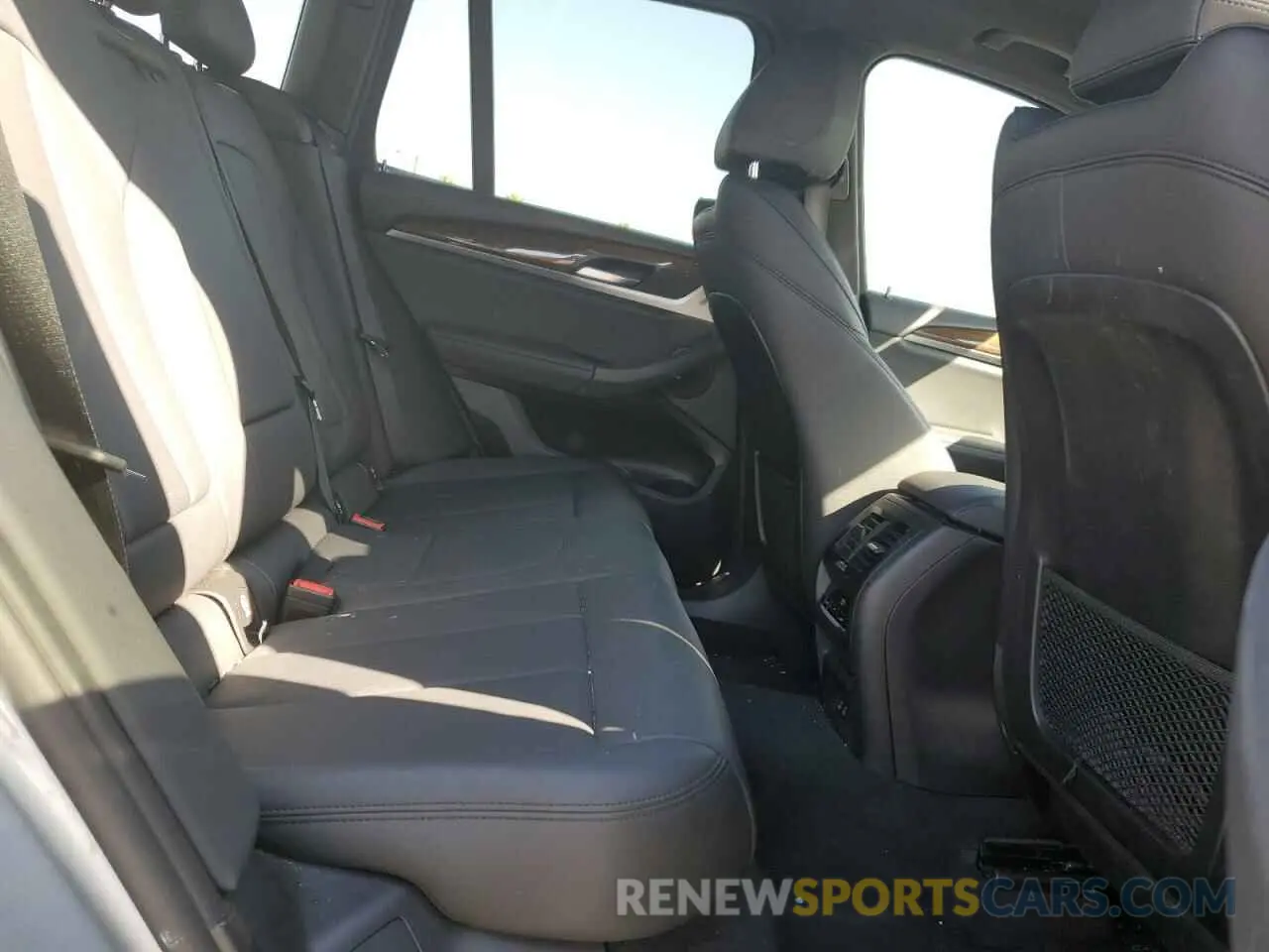11 fotografías del automóvil dañado 5UXTY3C06L9C03785 BMW X3 2020
