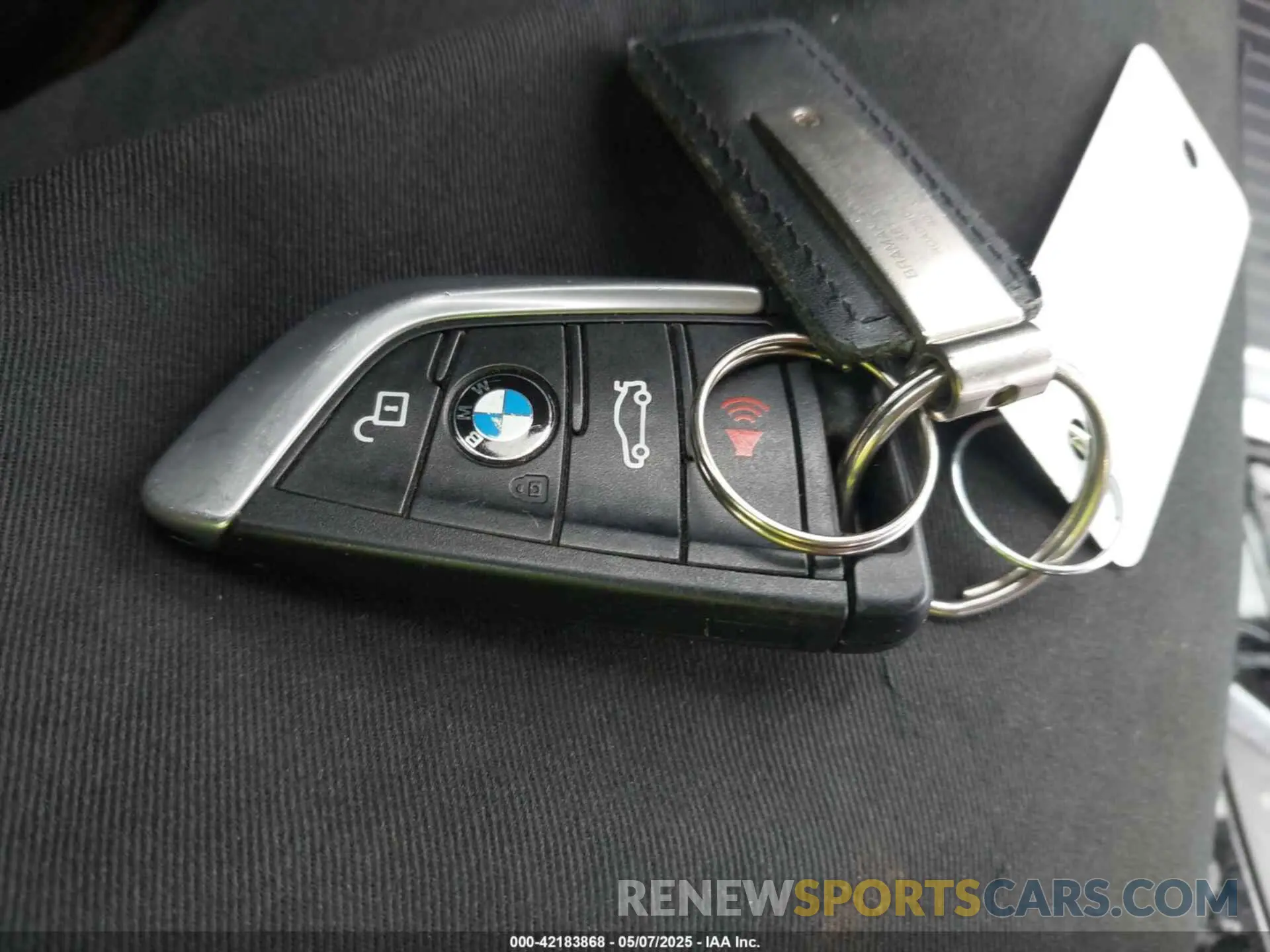 11 fotografías del automóvil dañado 5UXTY3C07L9B58551 BMW X3 2020
