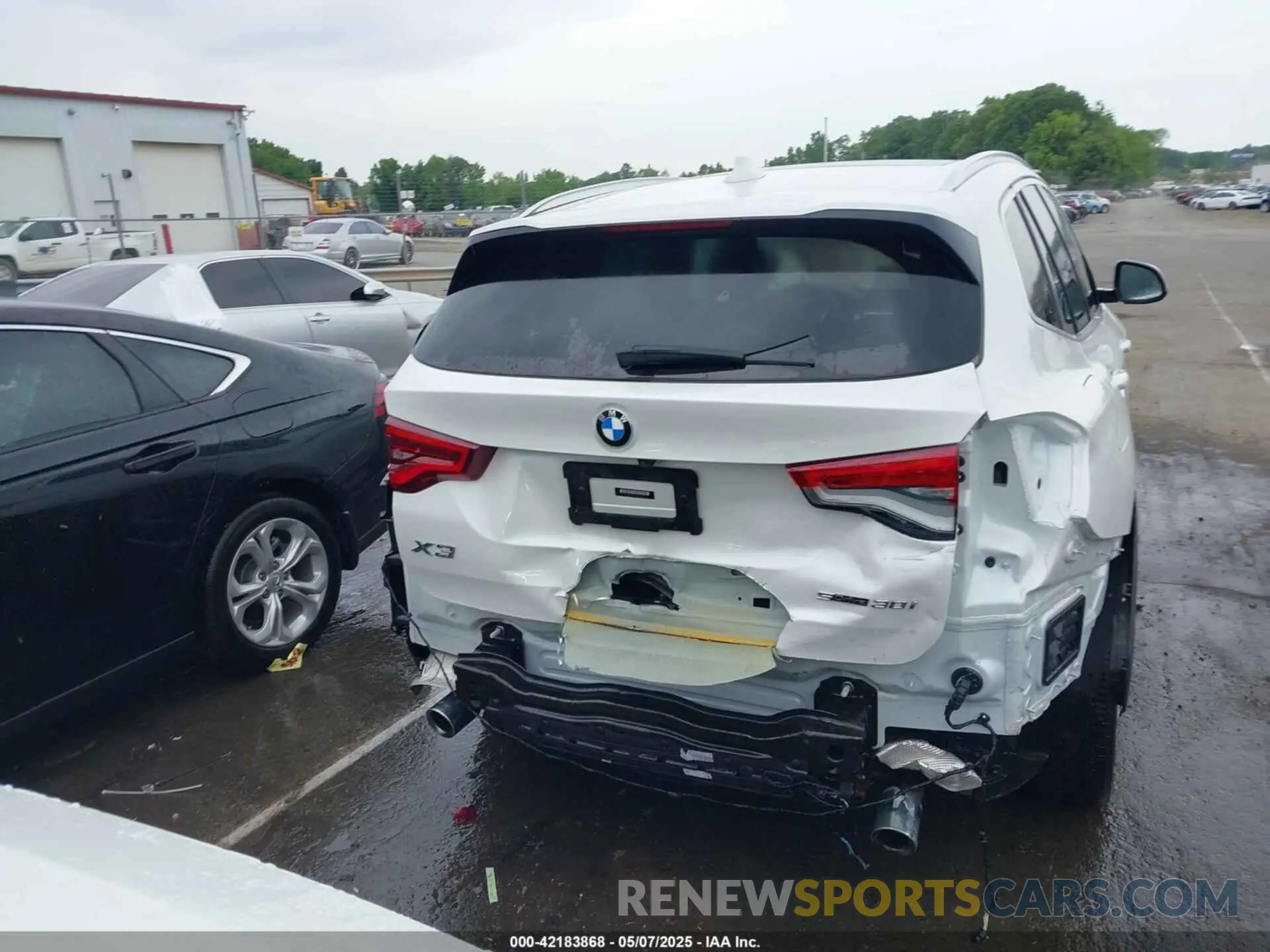 16 fotografías del automóvil dañado 5UXTY3C07L9B58551 BMW X3 2020