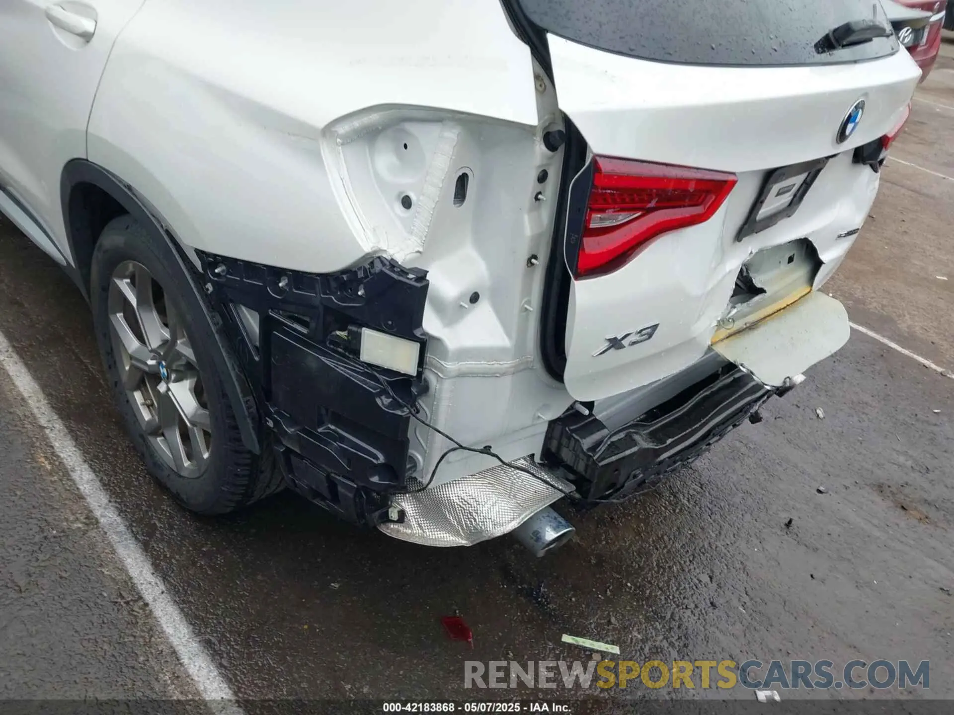 18 fotografías del automóvil dañado 5UXTY3C07L9B58551 BMW X3 2020