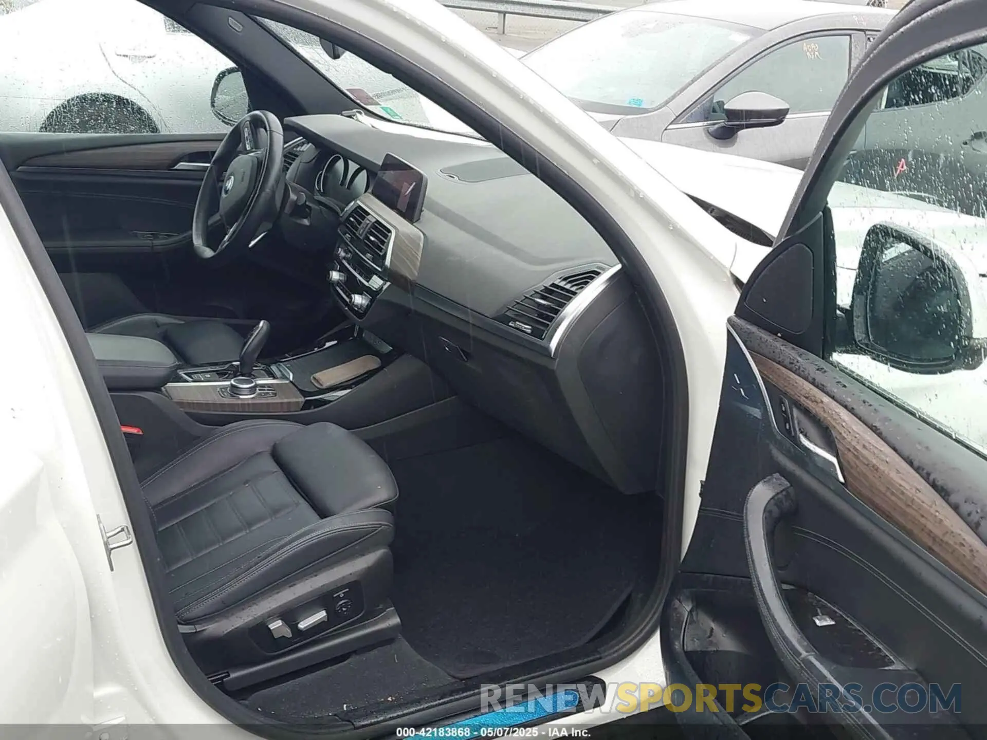 5 fotografías del automóvil dañado 5UXTY3C07L9B58551 BMW X3 2020
