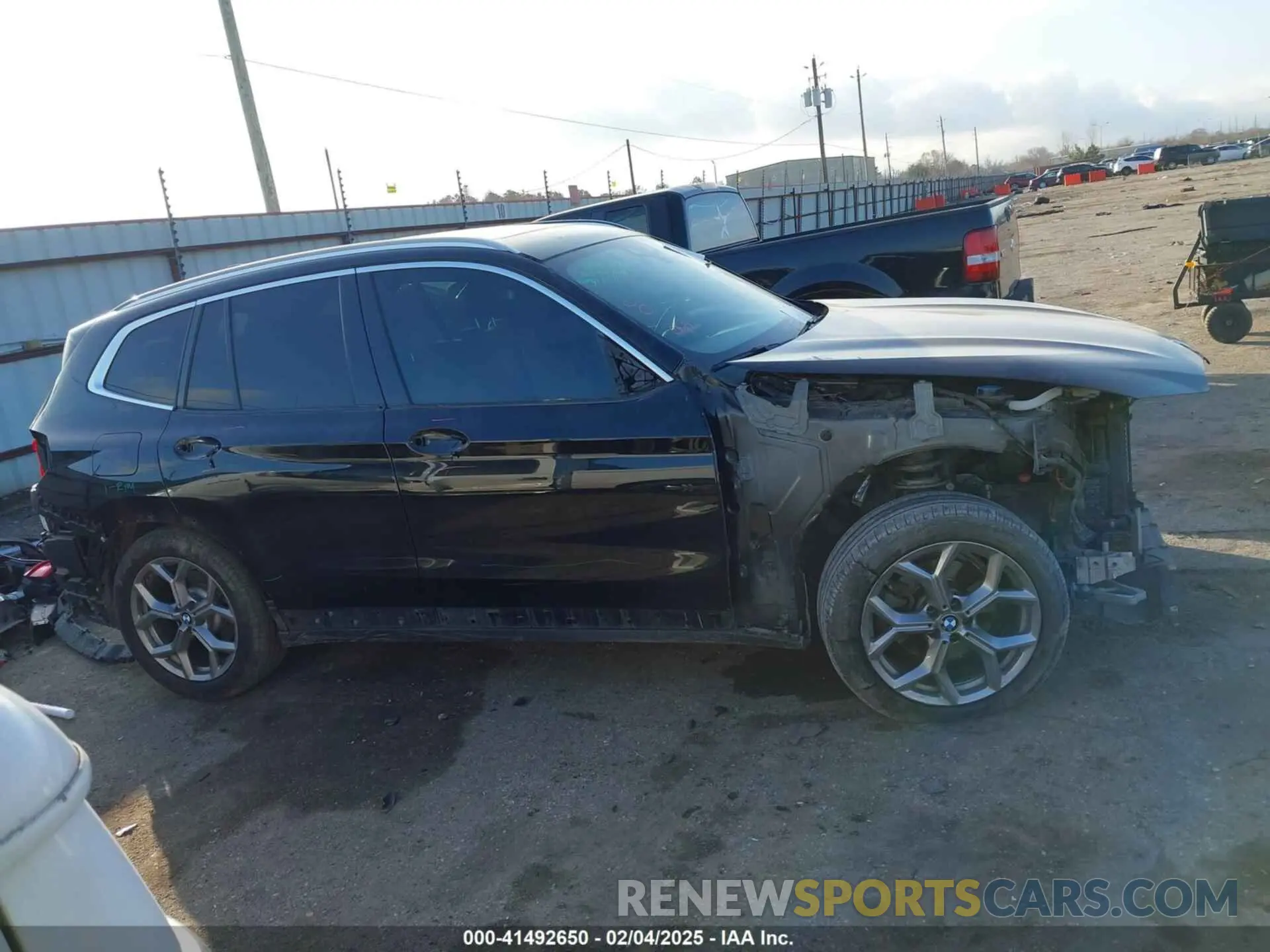 14 fotografías del automóvil dañado 5UXTY3C07LLU70420 BMW X3 2020