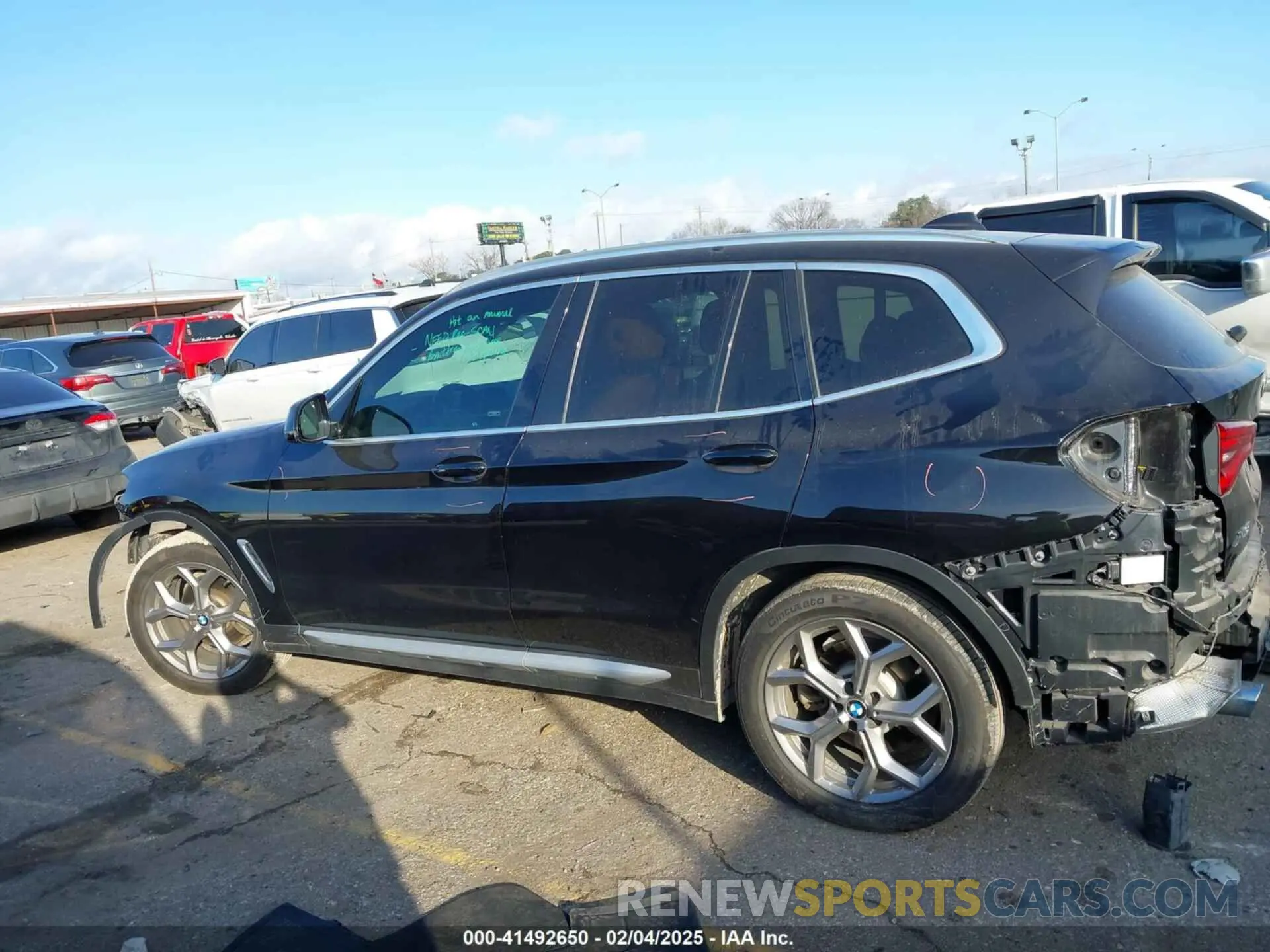 15 fotografías del automóvil dañado 5UXTY3C07LLU70420 BMW X3 2020