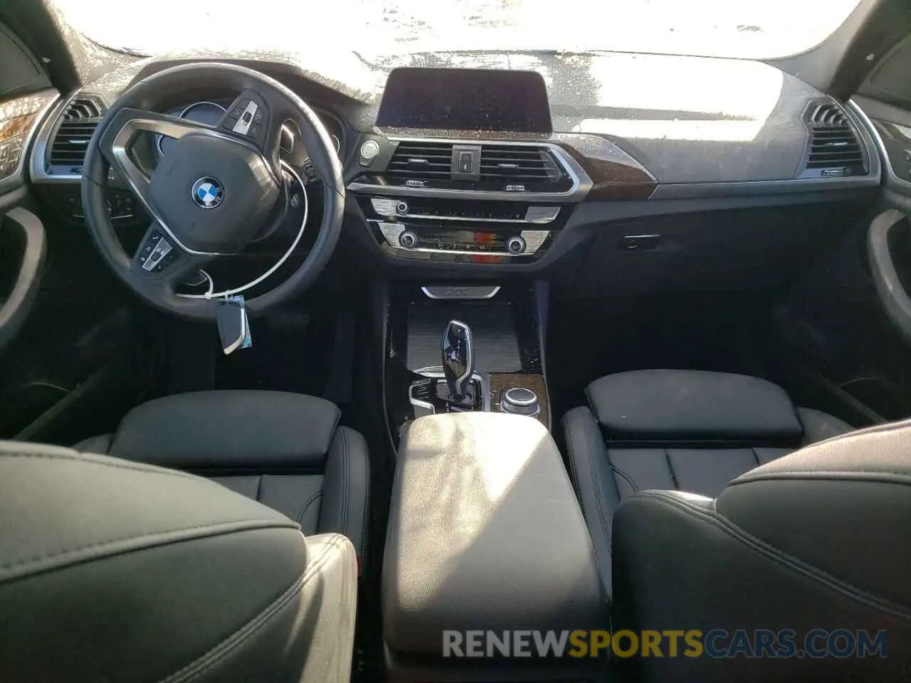 8 fotografías del automóvil dañado 5UXTY3C08L9D63067 BMW X3 2020