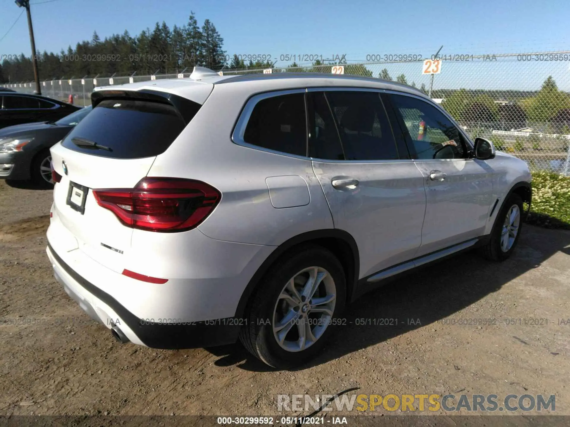 4 fotografías del automóvil dañado 5UXTY3C09L9B70247 BMW X3 2020