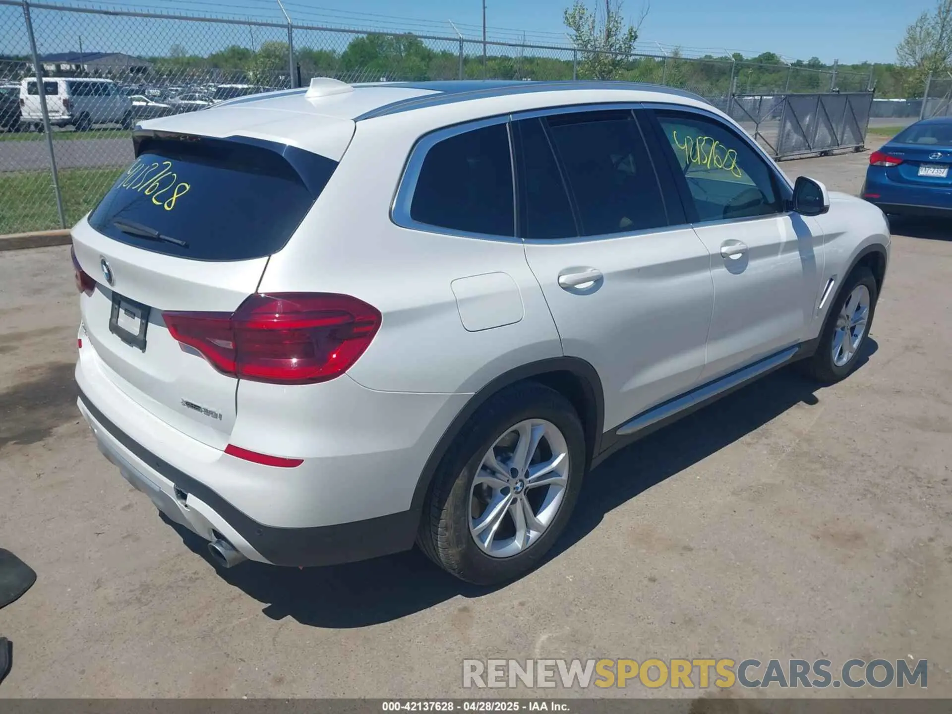 4 fotografías del automóvil dañado 5UXTY5C01LLT32755 BMW X3 2020