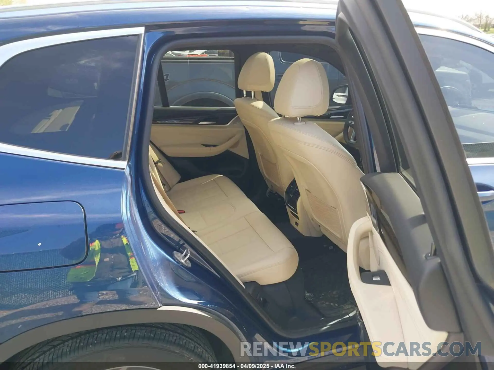 8 fotografías del automóvil dañado 5UXTY5C02L9D58605 BMW X3 2020
