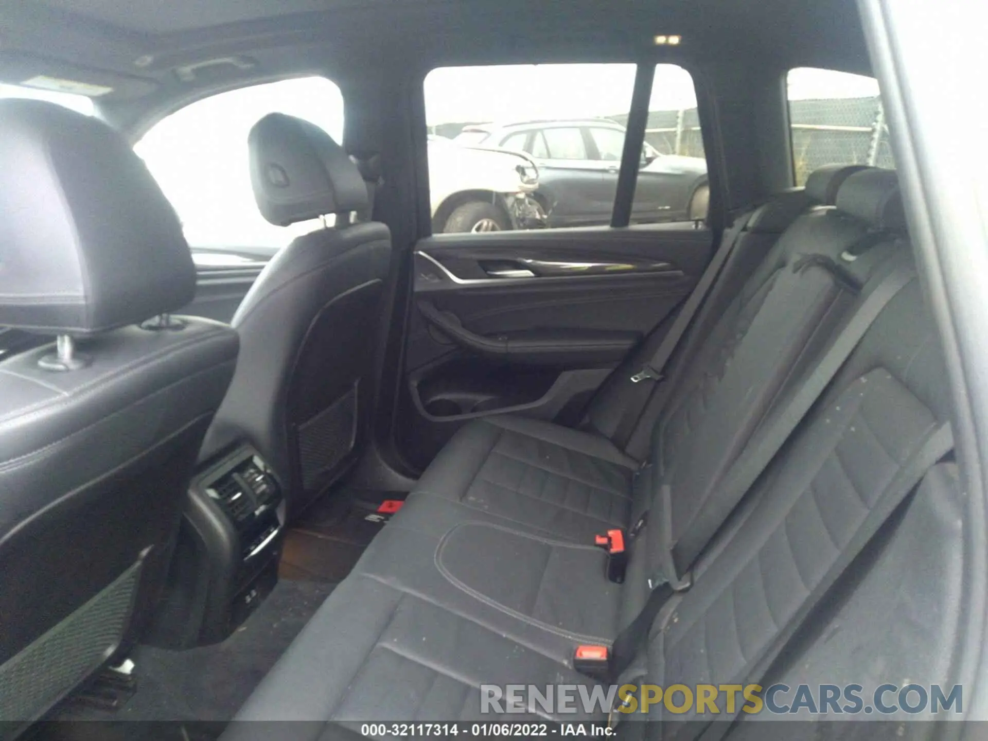 8 fotografías del automóvil dañado 5UXTY5C04L9C44203 BMW X3 2020