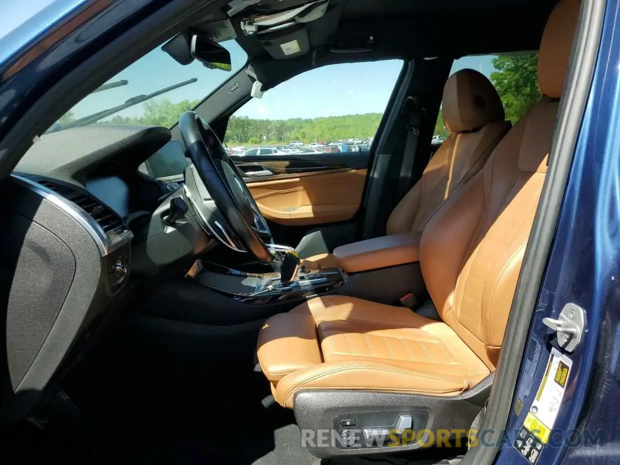 7 fotografías del automóvil dañado 5UXTY5C08L9C59092 BMW X3 2020
