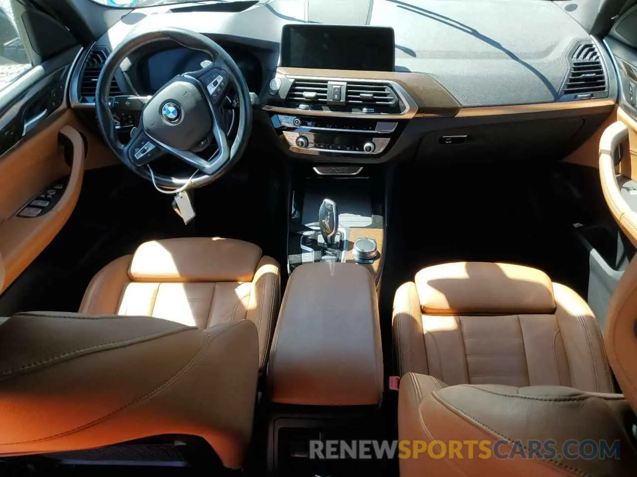 8 fotografías del automóvil dañado 5UXTY5C08L9C59092 BMW X3 2020