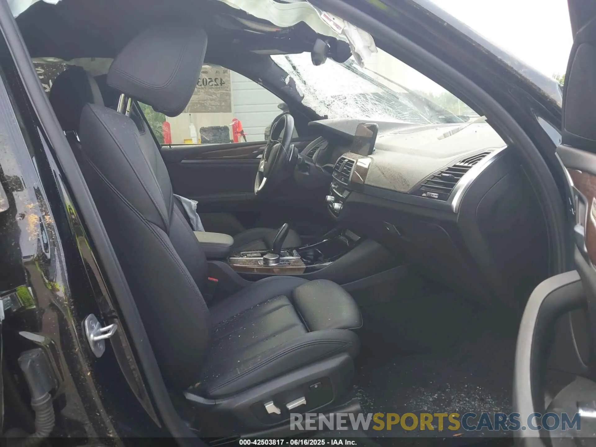 5 fotografías del automóvil dañado 5UXTY5C09LLE58039 BMW X3 2020