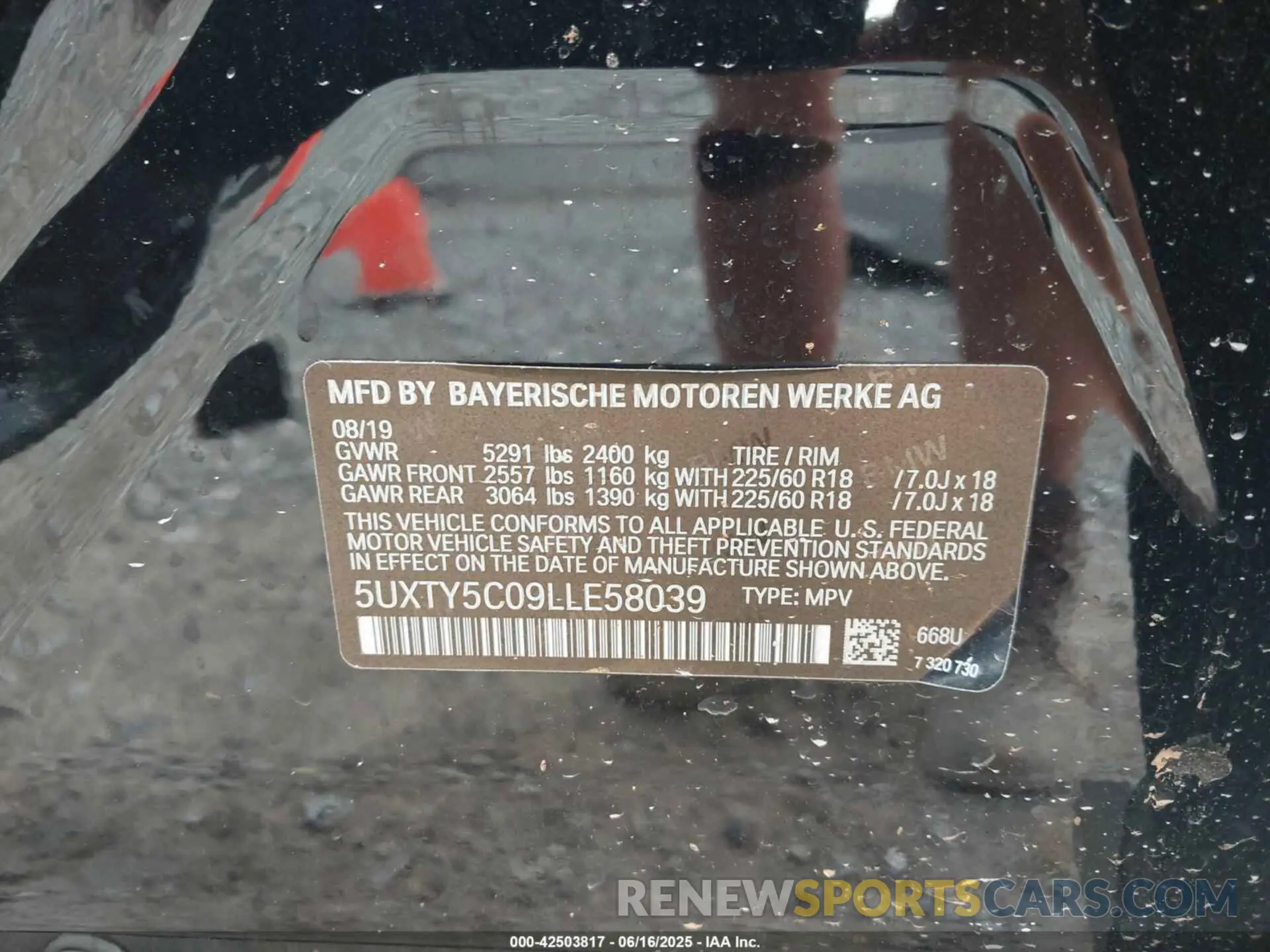 9 fotografías del automóvil dañado 5UXTY5C09LLE58039 BMW X3 2020