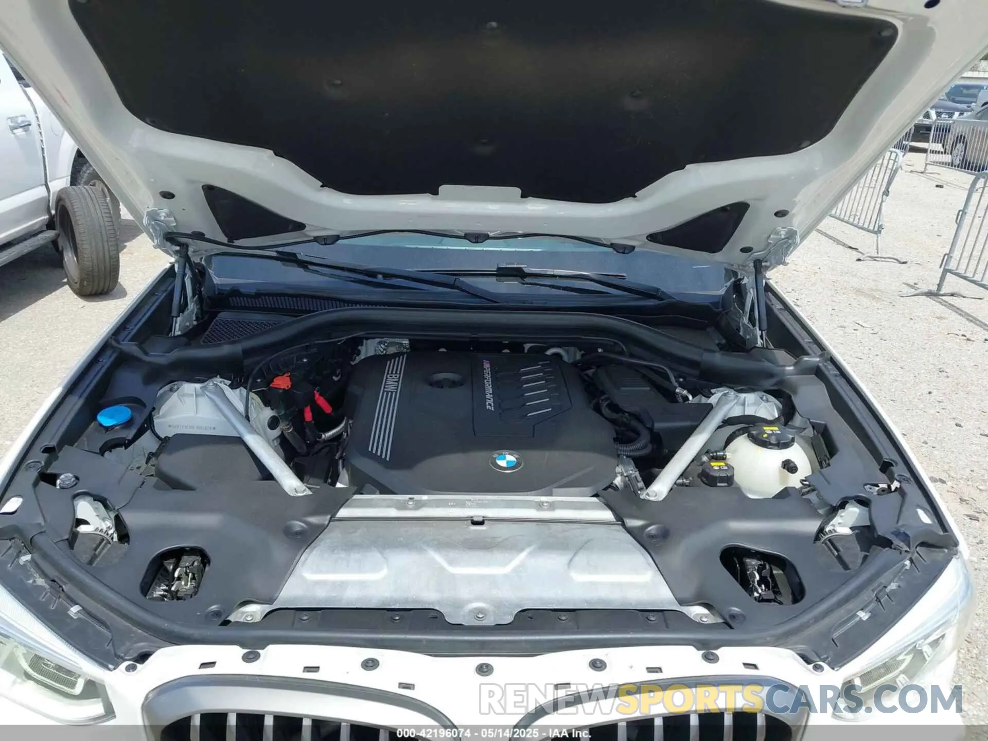 10 fotografías del automóvil dañado 5UXTY9C00L9B03829 BMW X3 2020