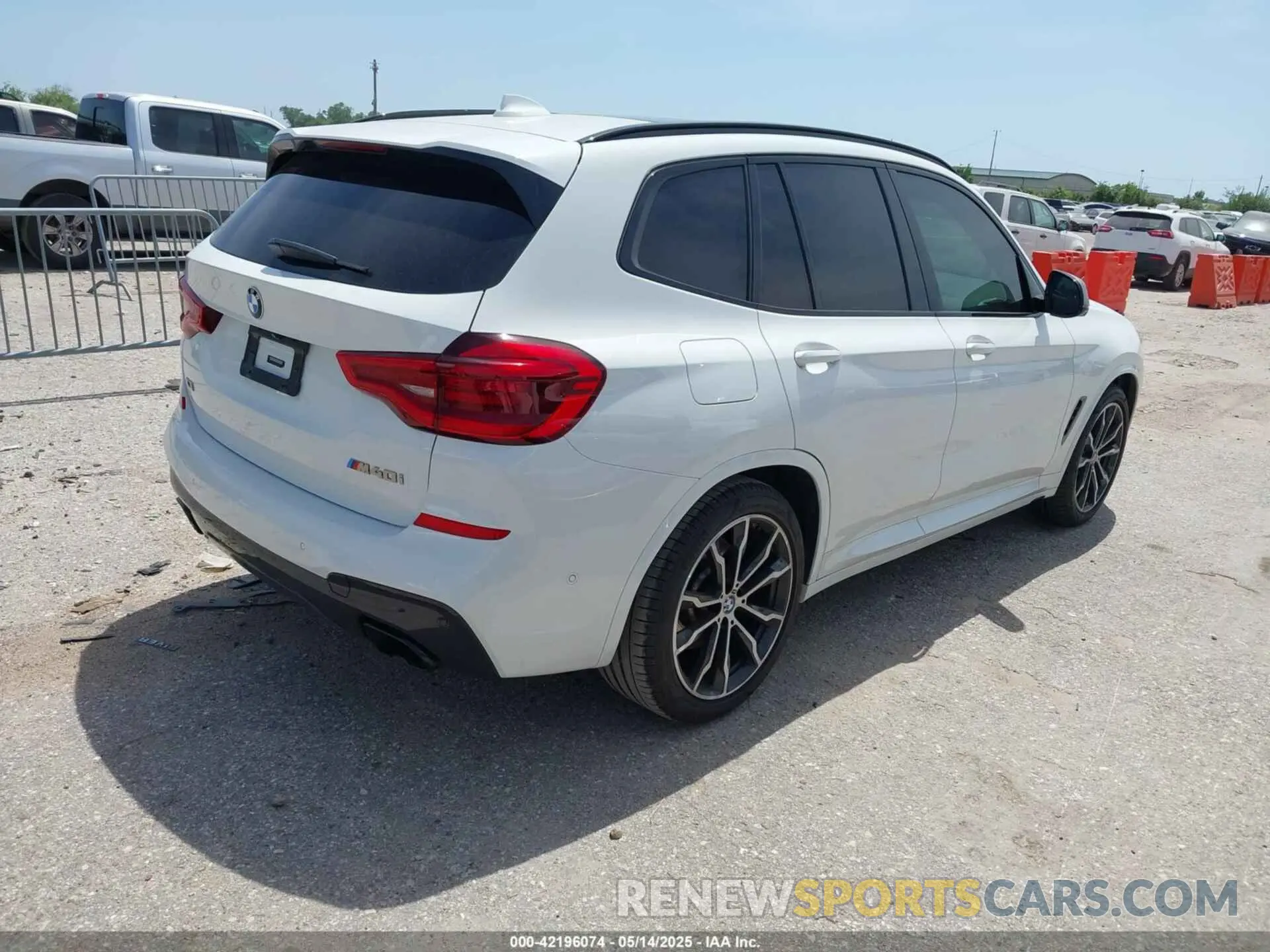 4 fotografías del automóvil dañado 5UXTY9C00L9B03829 BMW X3 2020