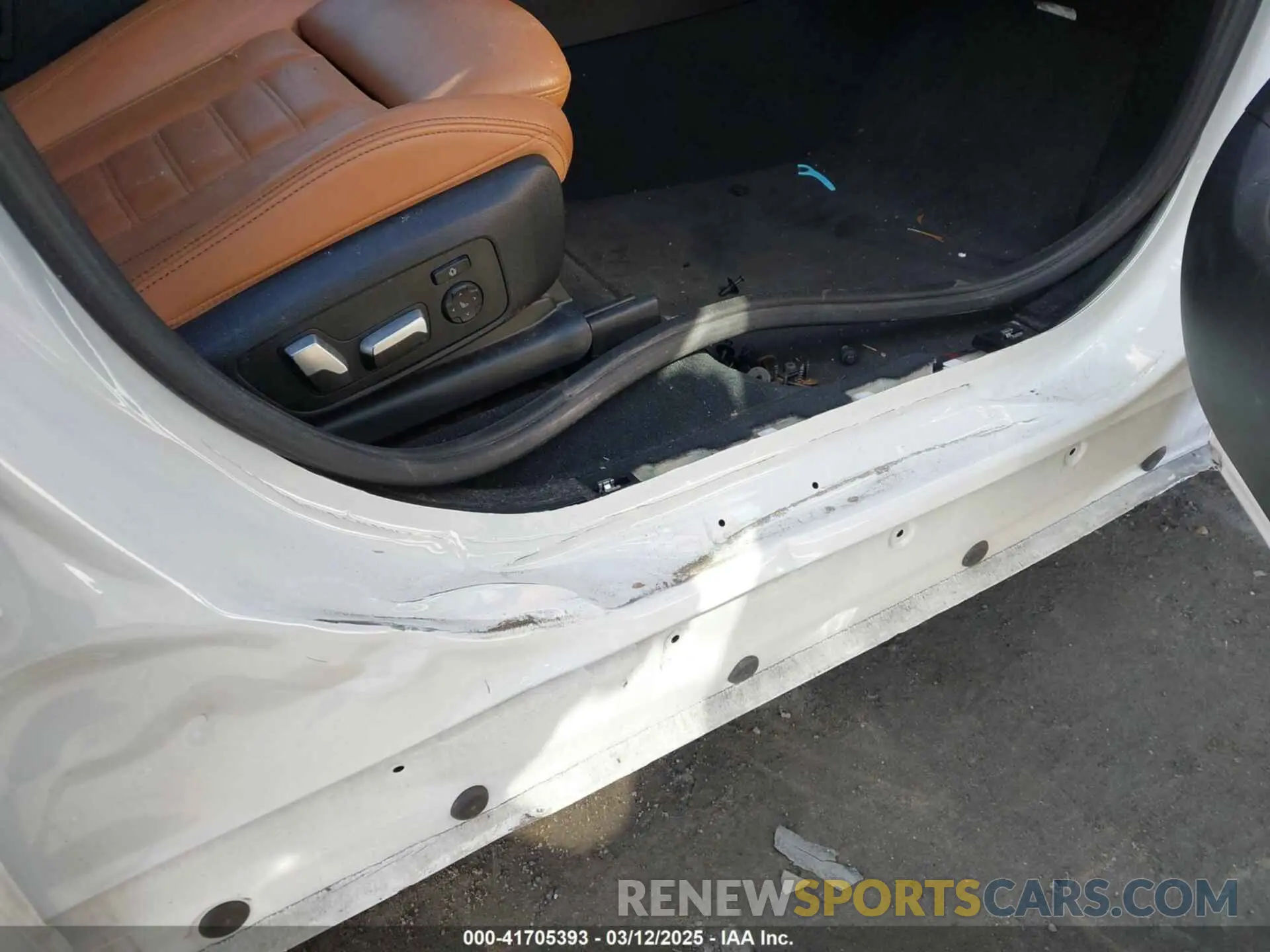 18 fotografías del automóvil dañado 5UXTY9C04L9B25297 BMW X3 2020