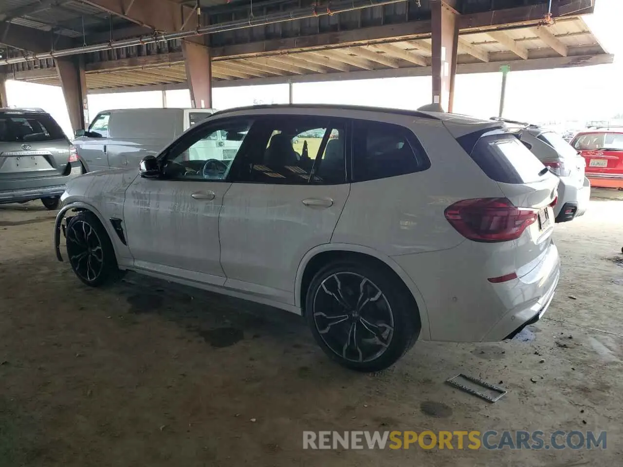 2 fotografías del automóvil dañado 5YMTS0C03LLT10091 BMW X3 2020