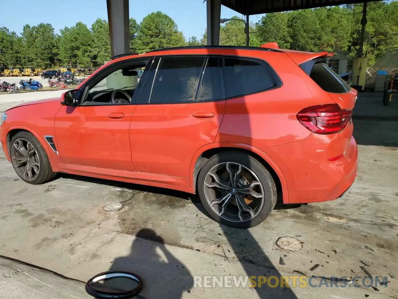 2 fotografías del automóvil dañado 5YMTS0C04LLT10617 BMW X3 2020