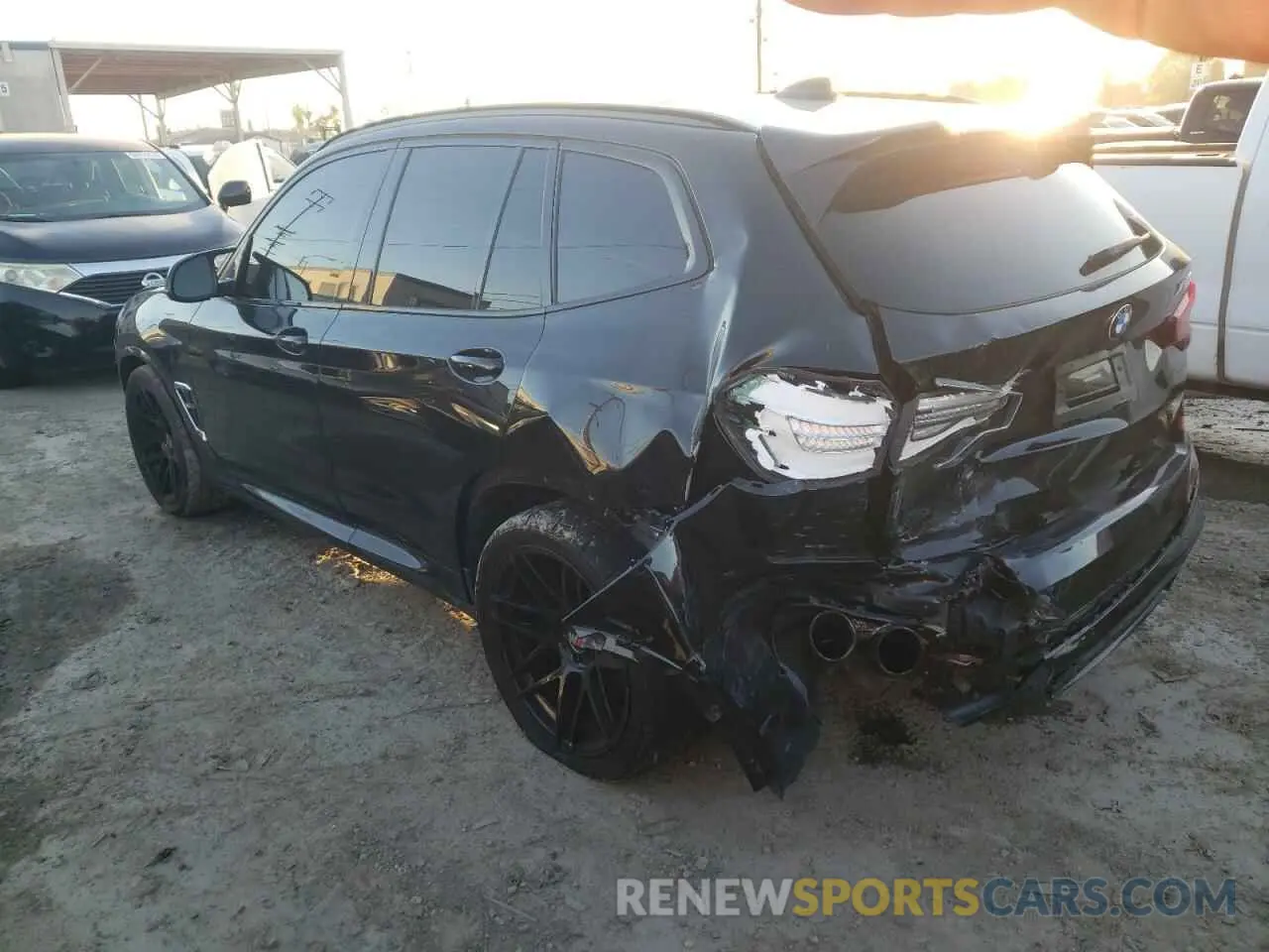 2 fotografías del automóvil dañado 5YMTS0C07LLT09980 BMW X3 2020