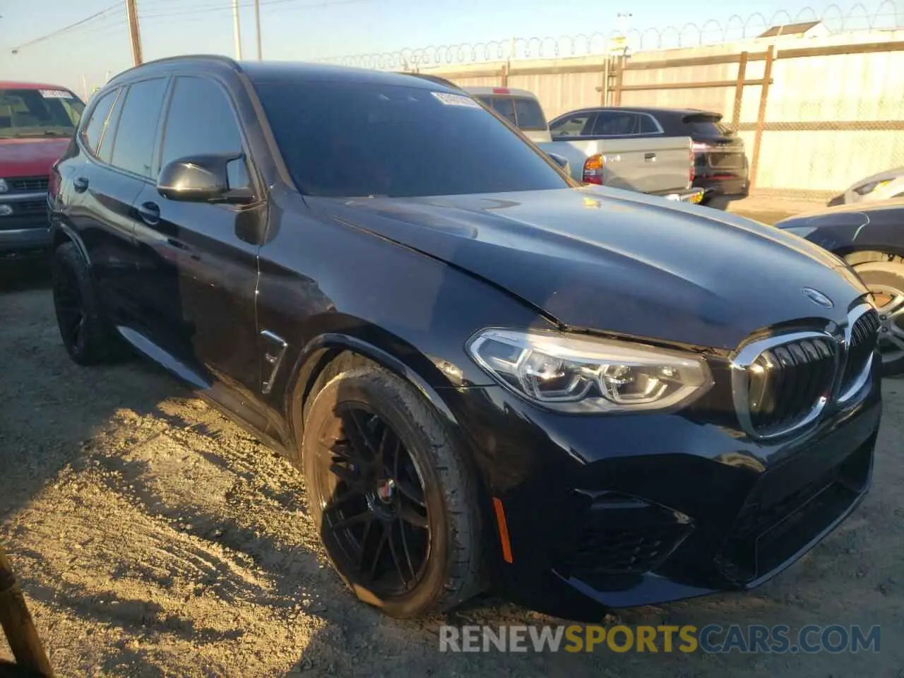 4 fotografías del automóvil dañado 5YMTS0C07LLT09980 BMW X3 2020