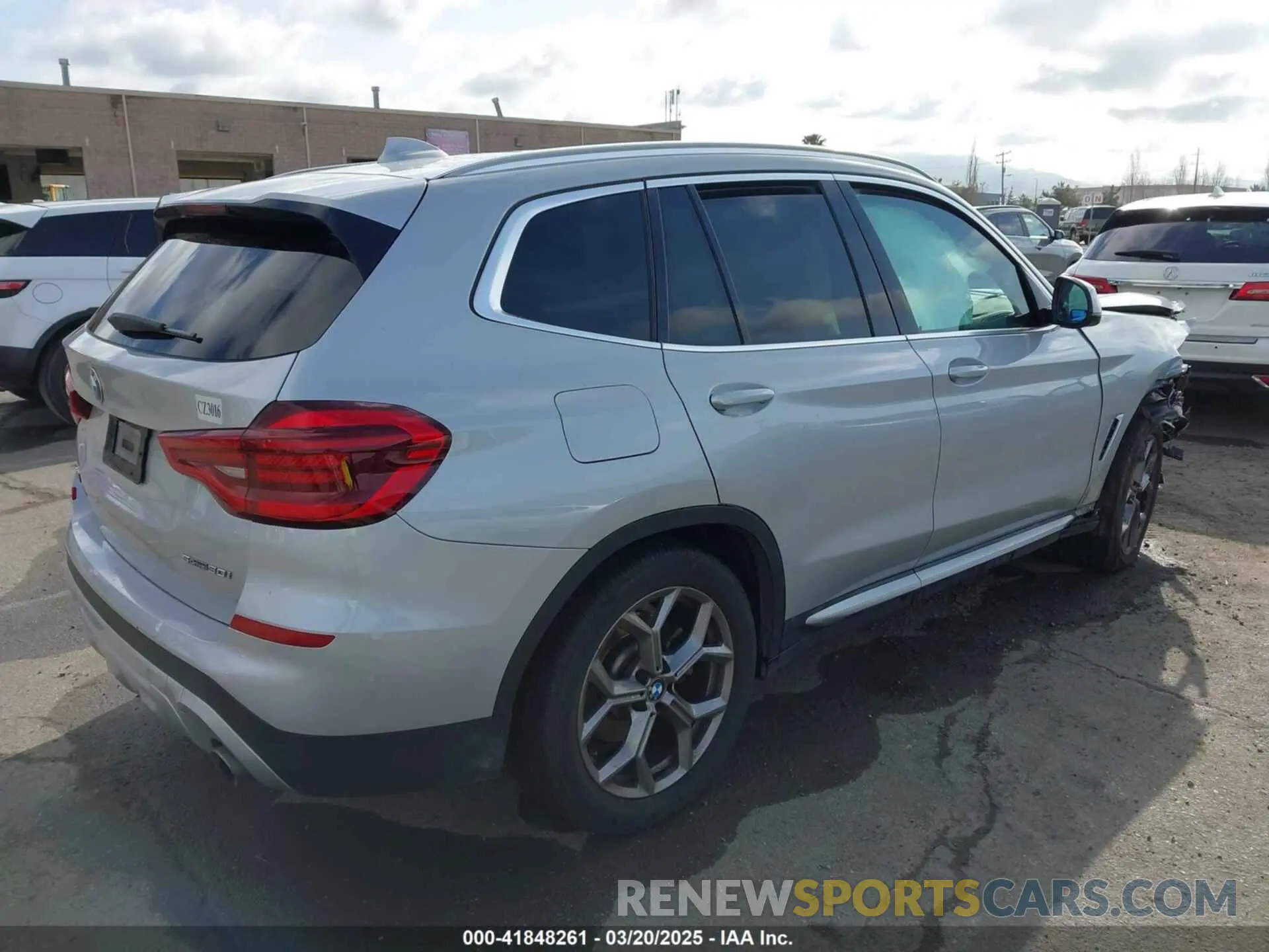 4 fotografías del automóvil dañado 5UXTY3C00M9H14796 BMW X3 2021