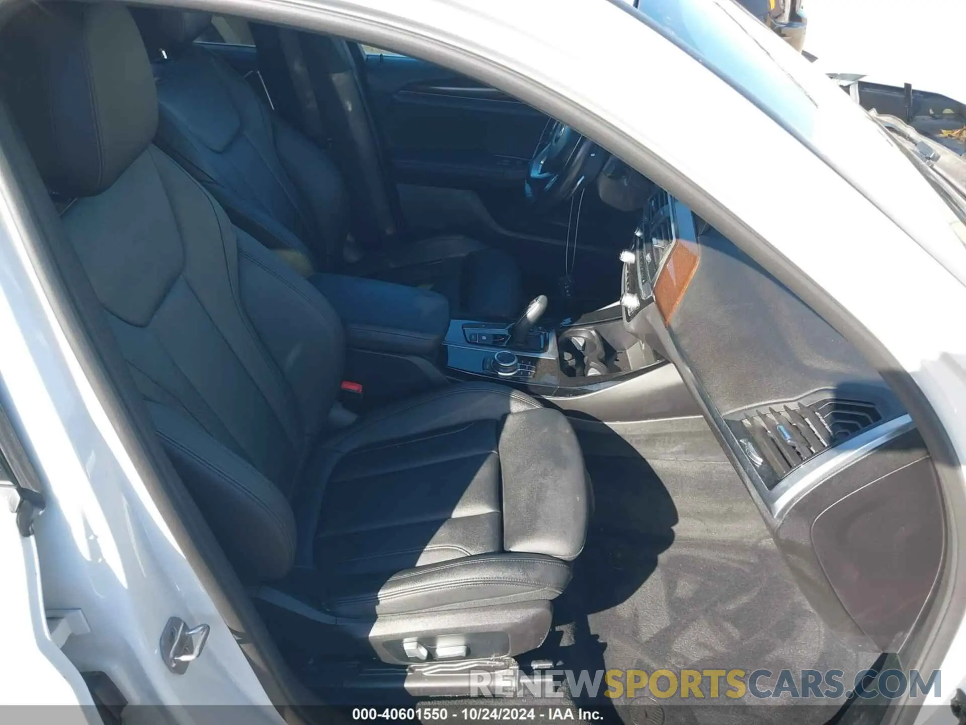 5 fotografías del automóvil dañado 5UXTY3C05M9H76257 BMW X3 2021