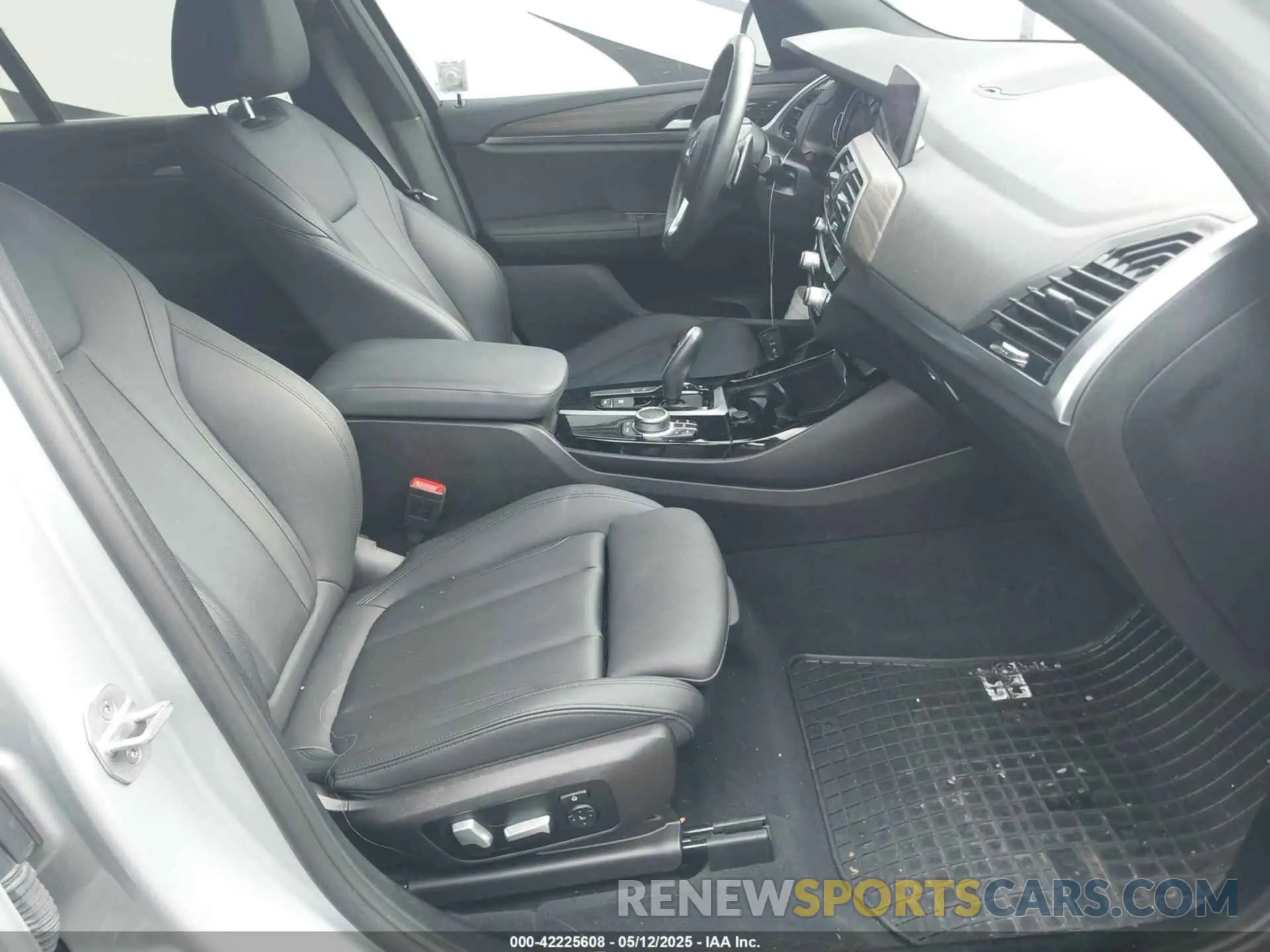5 fotografías del automóvil dañado 5UXTY3C09M9E14741 BMW X3 2021