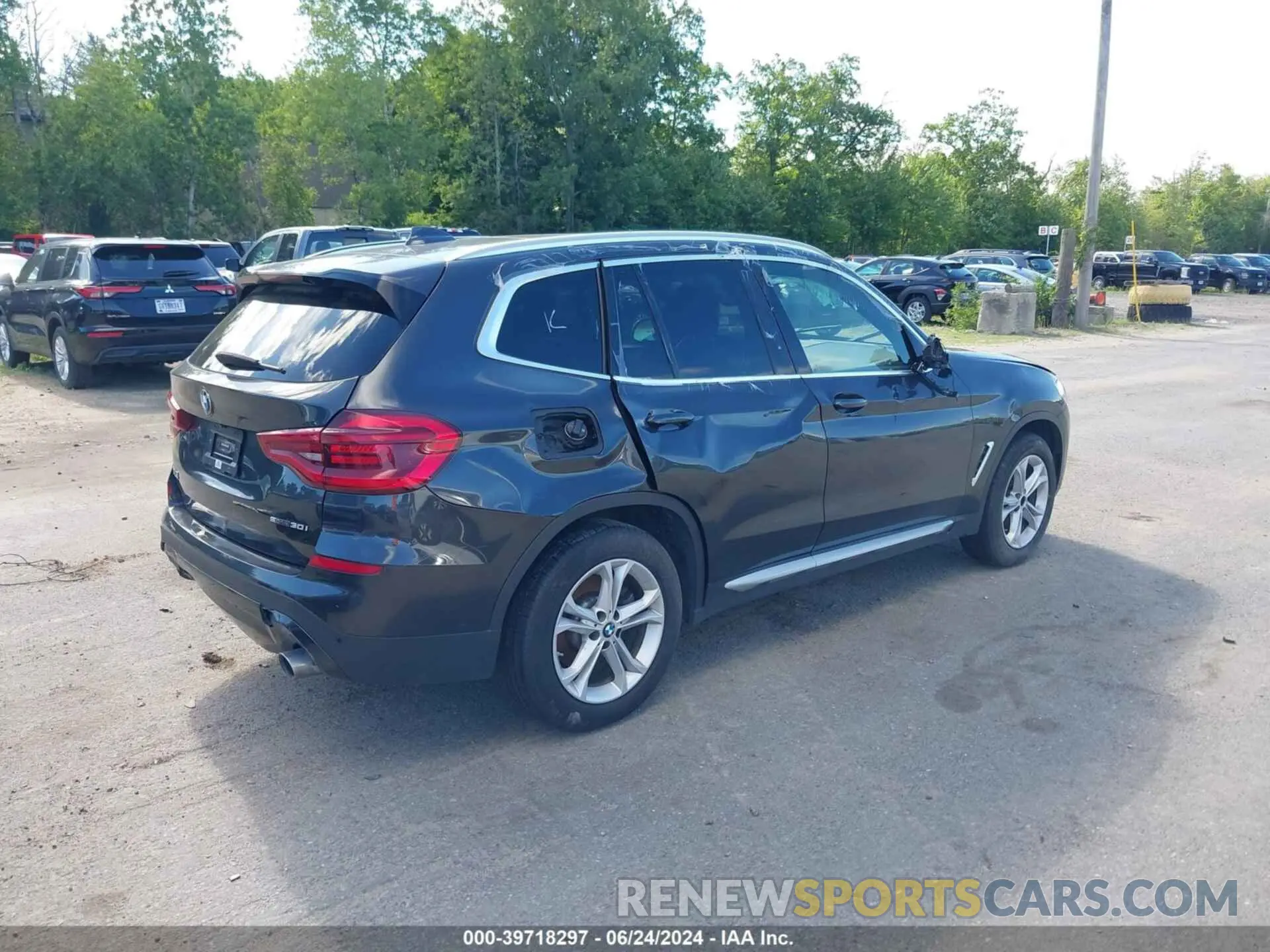 4 fotografías del automóvil dañado 5UXTY3C09M9H76312 BMW X3 2021