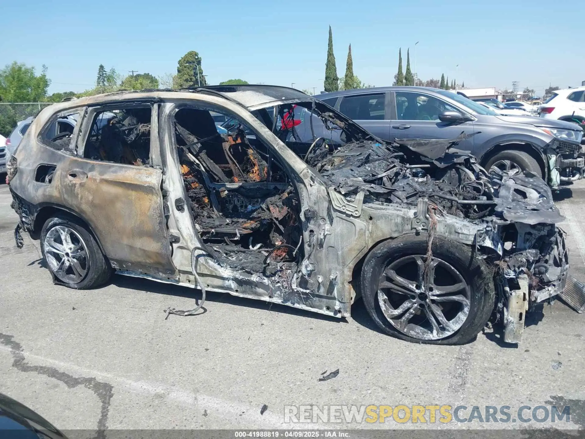 12 fotografías del automóvil dañado 5UXTY5C00M9H2A905 BMW X3 2021