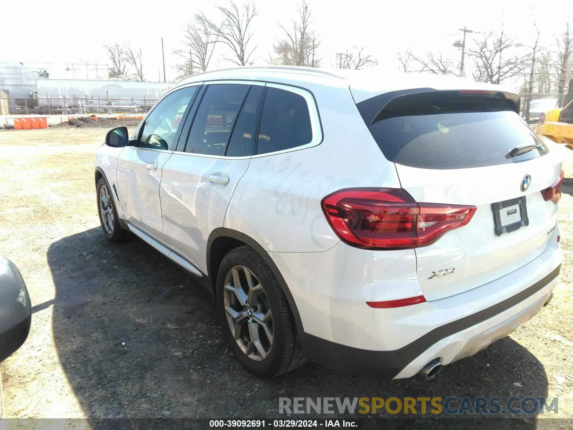 3 fotografías del automóvil dañado 5UXTY5C01M9D81892 BMW X3 2021