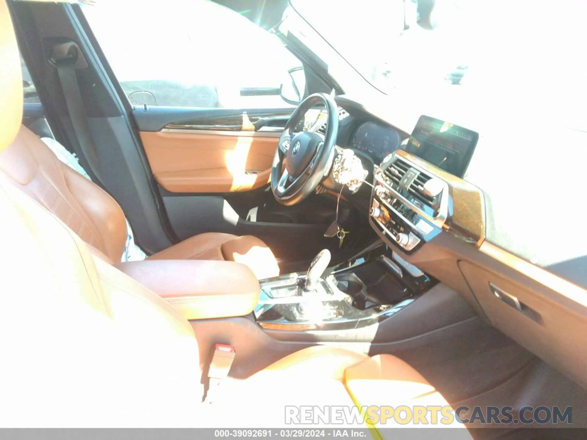 5 fotografías del automóvil dañado 5UXTY5C01M9D81892 BMW X3 2021