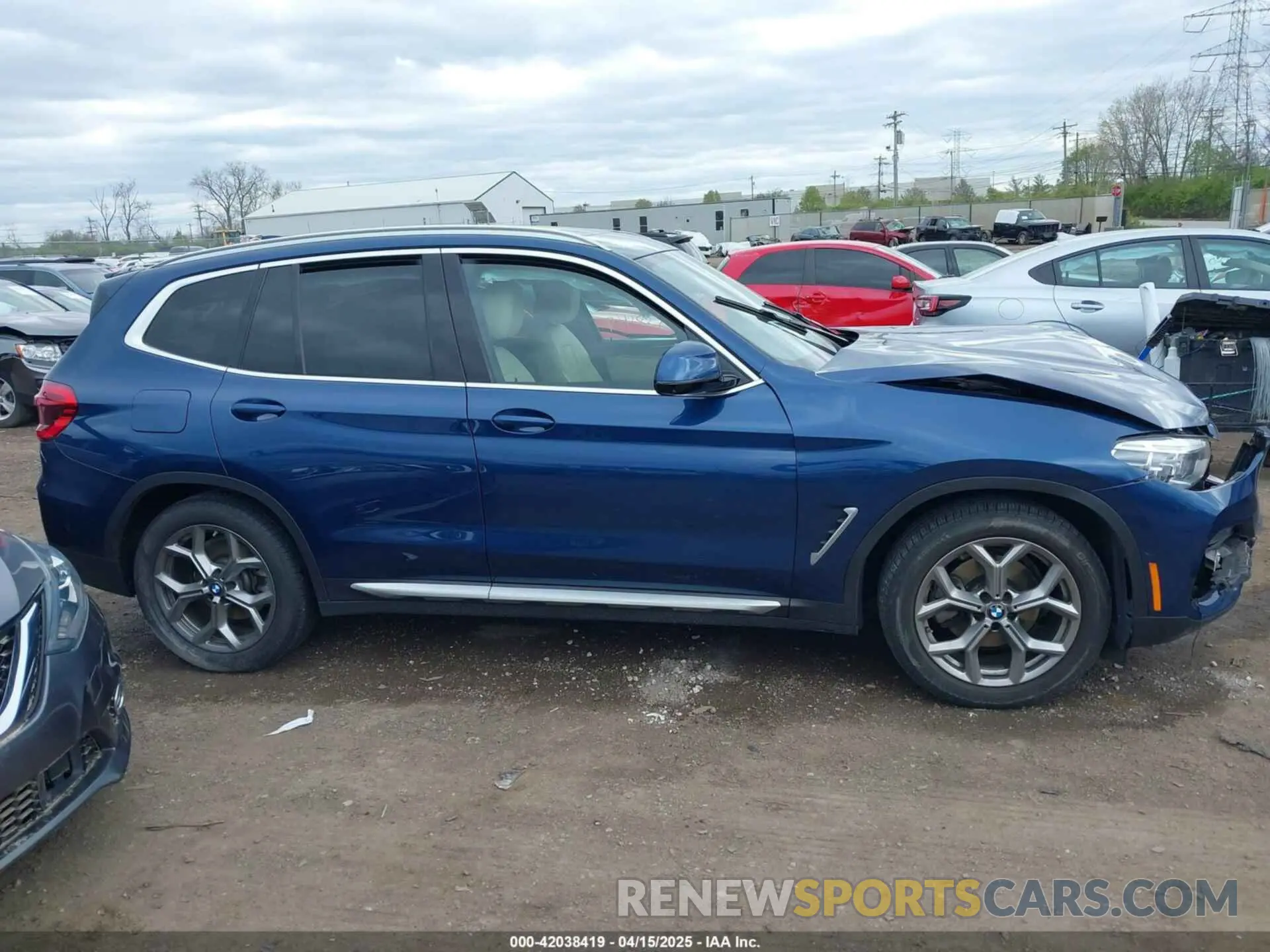 13 fotografías del automóvil dañado 5UXTY5C01M9E42951 BMW X3 2021