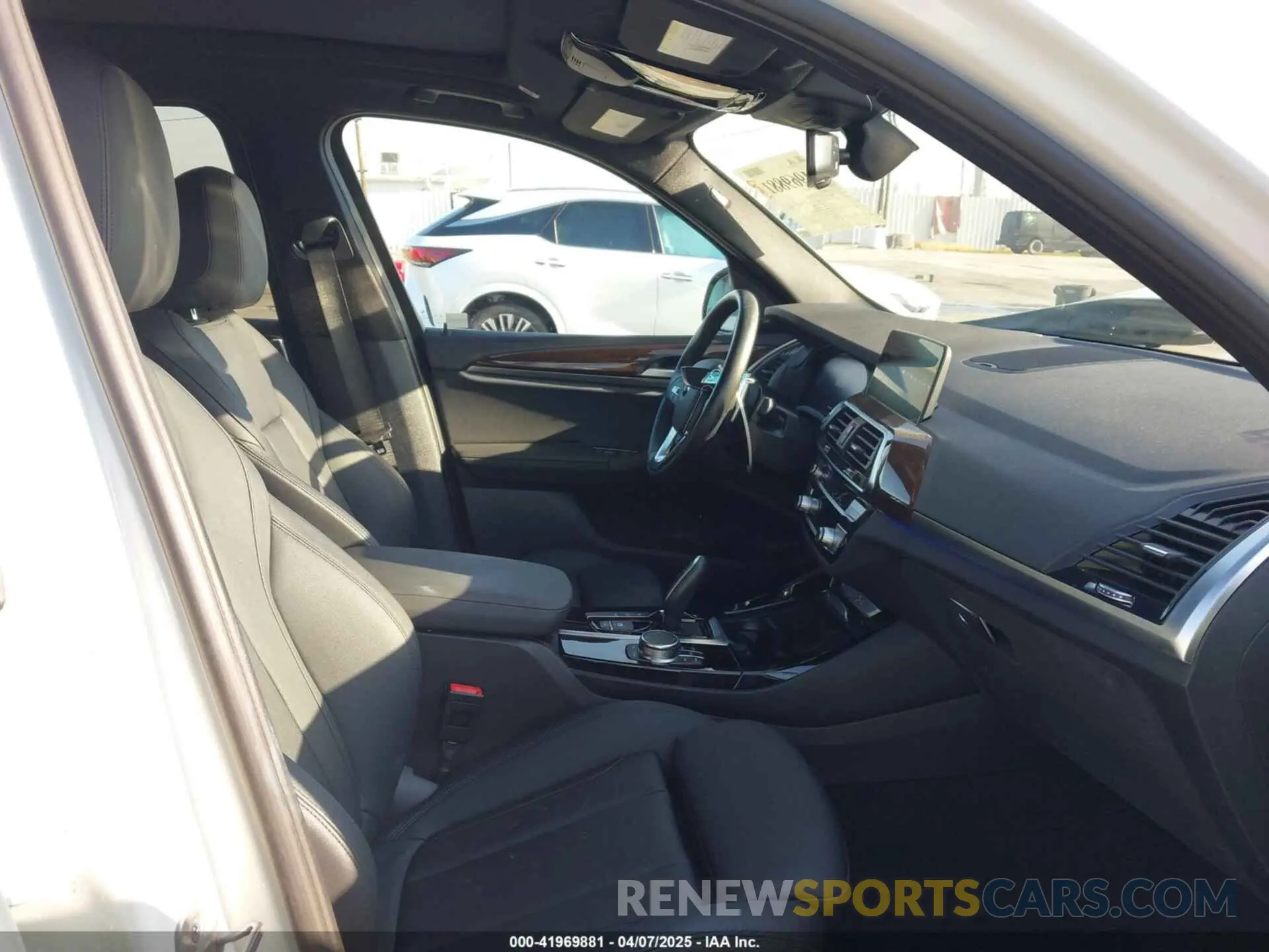 5 fotografías del automóvil dañado 5UXTY5C02M9G99794 BMW X3 2021