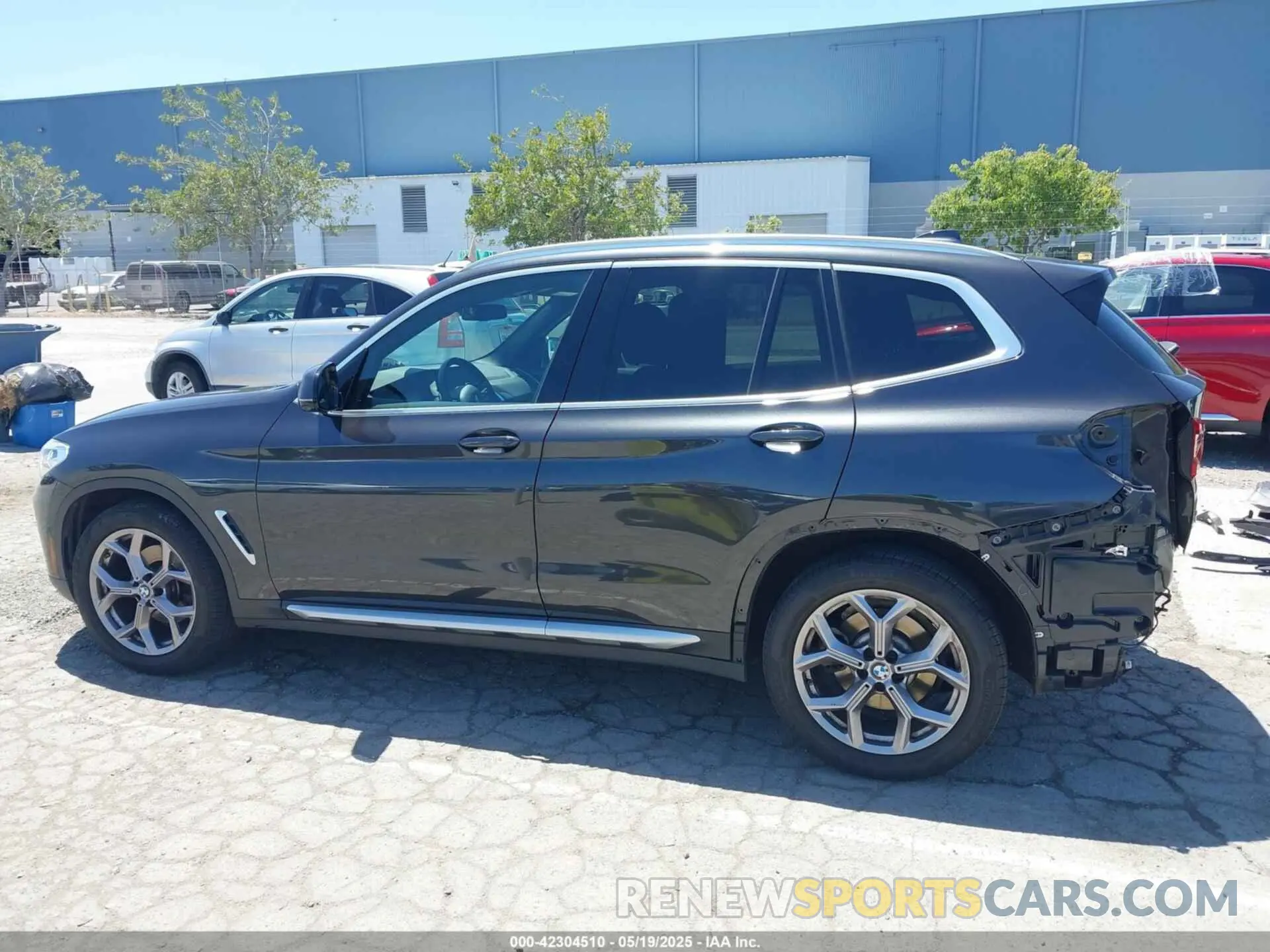 15 fotografías del automóvil dañado 5UXTY5C04M9G83791 BMW X3 2021