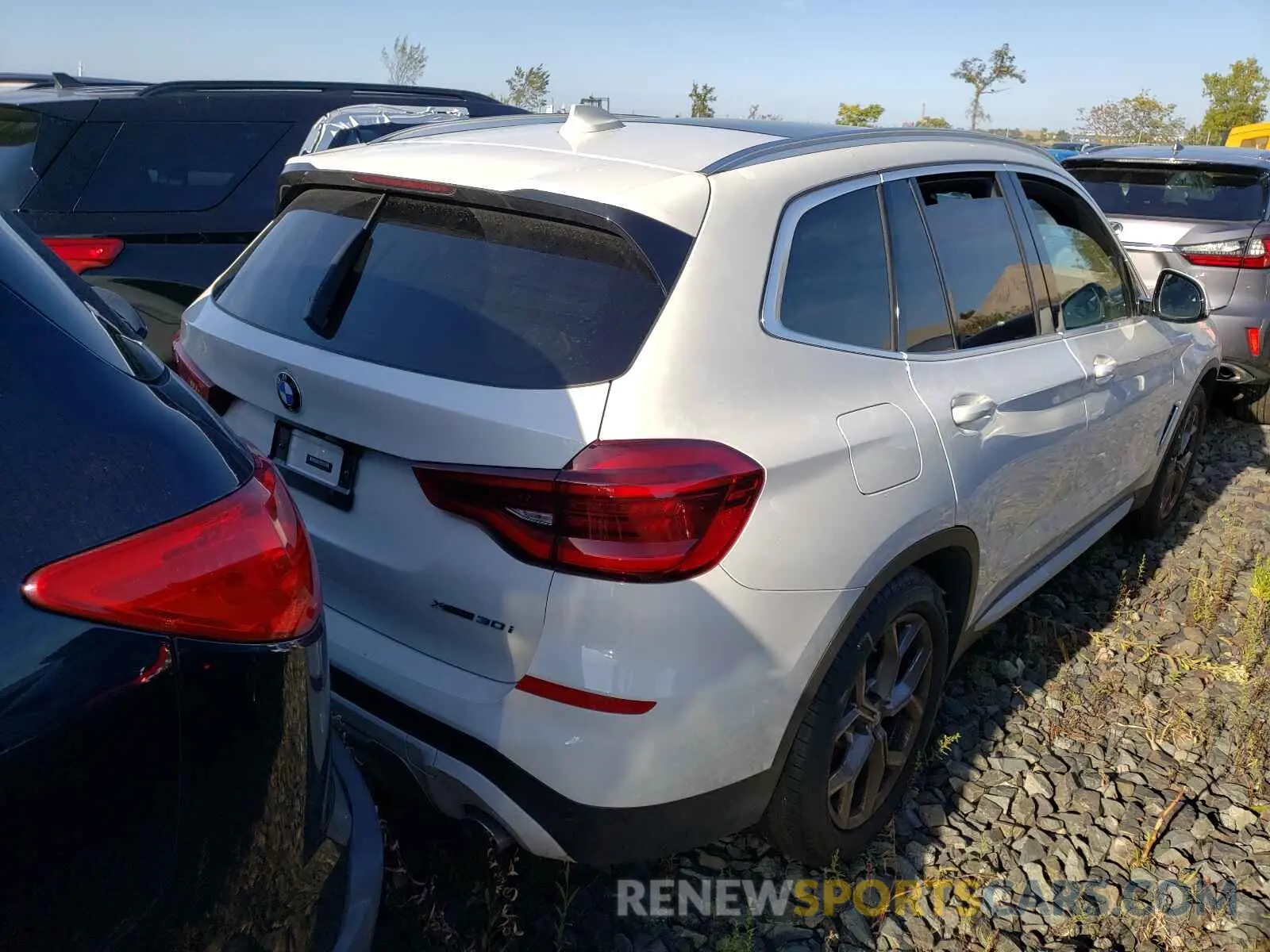 4 fotografías del automóvil dañado 5UXTY5C05M9F93209 BMW X3 2021
