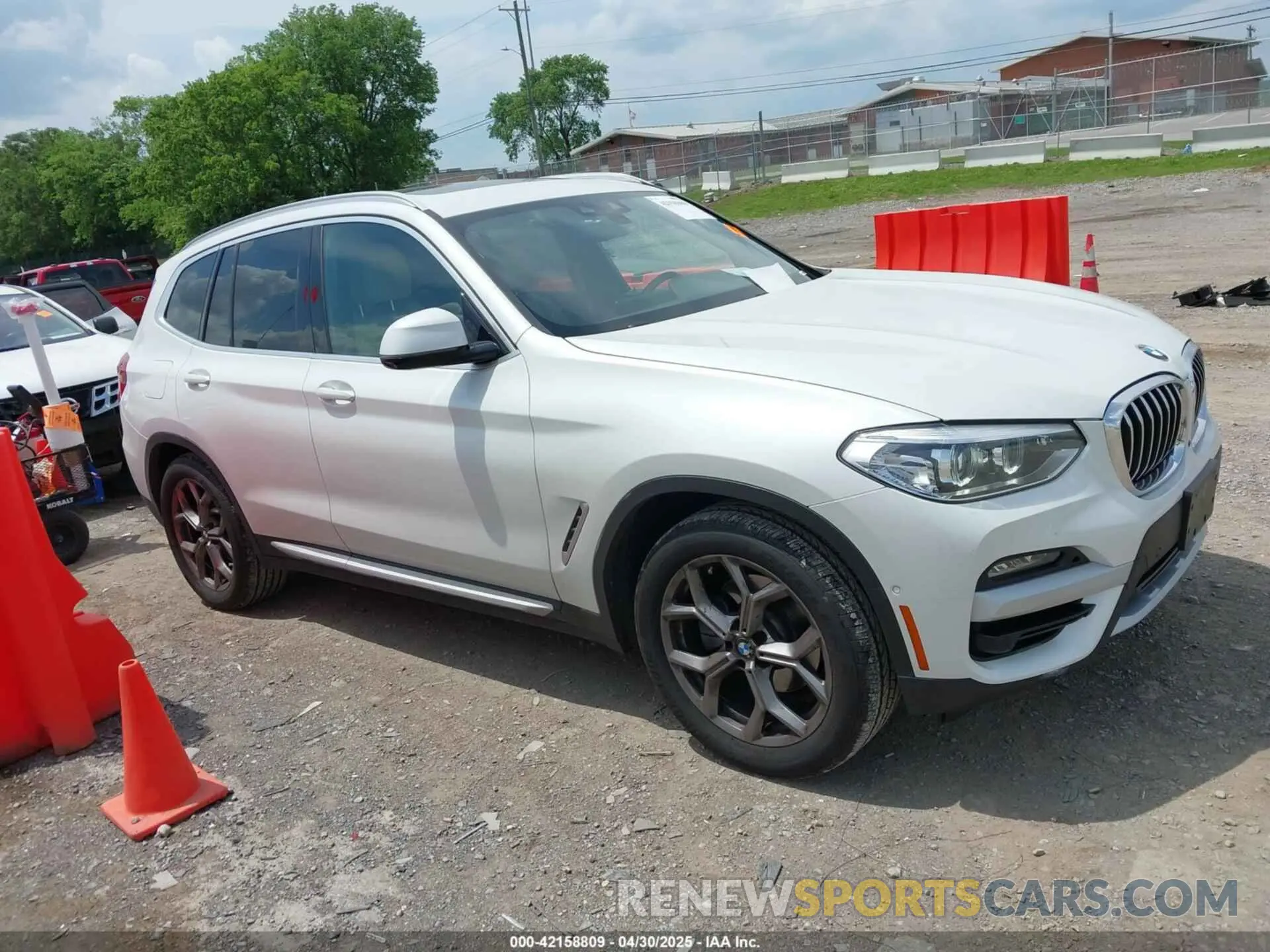 13 fotografías del automóvil dañado 5UXTY5C06M9E21979 BMW X3 2021