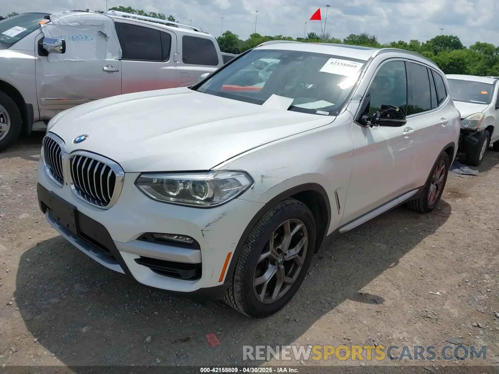 2 fotografías del automóvil dañado 5UXTY5C06M9E21979 BMW X3 2021