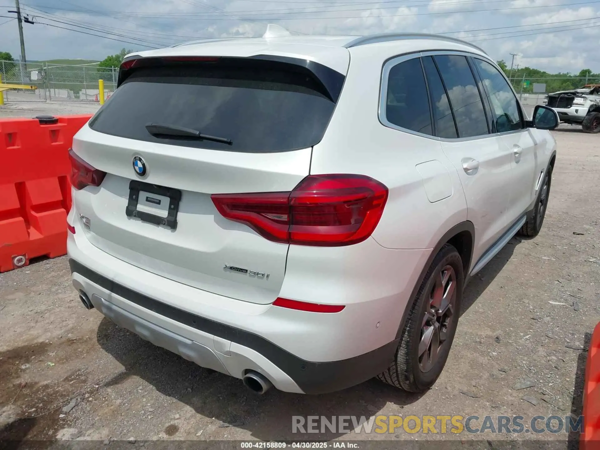 4 fotografías del automóvil dañado 5UXTY5C06M9E21979 BMW X3 2021