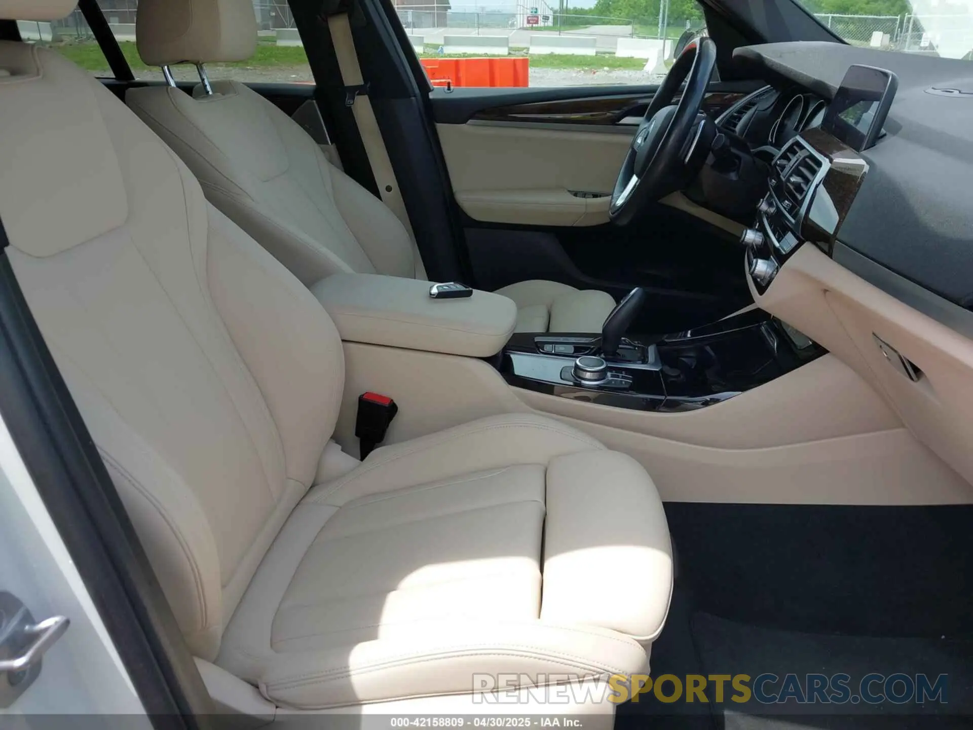 5 fotografías del automóvil dañado 5UXTY5C06M9E21979 BMW X3 2021