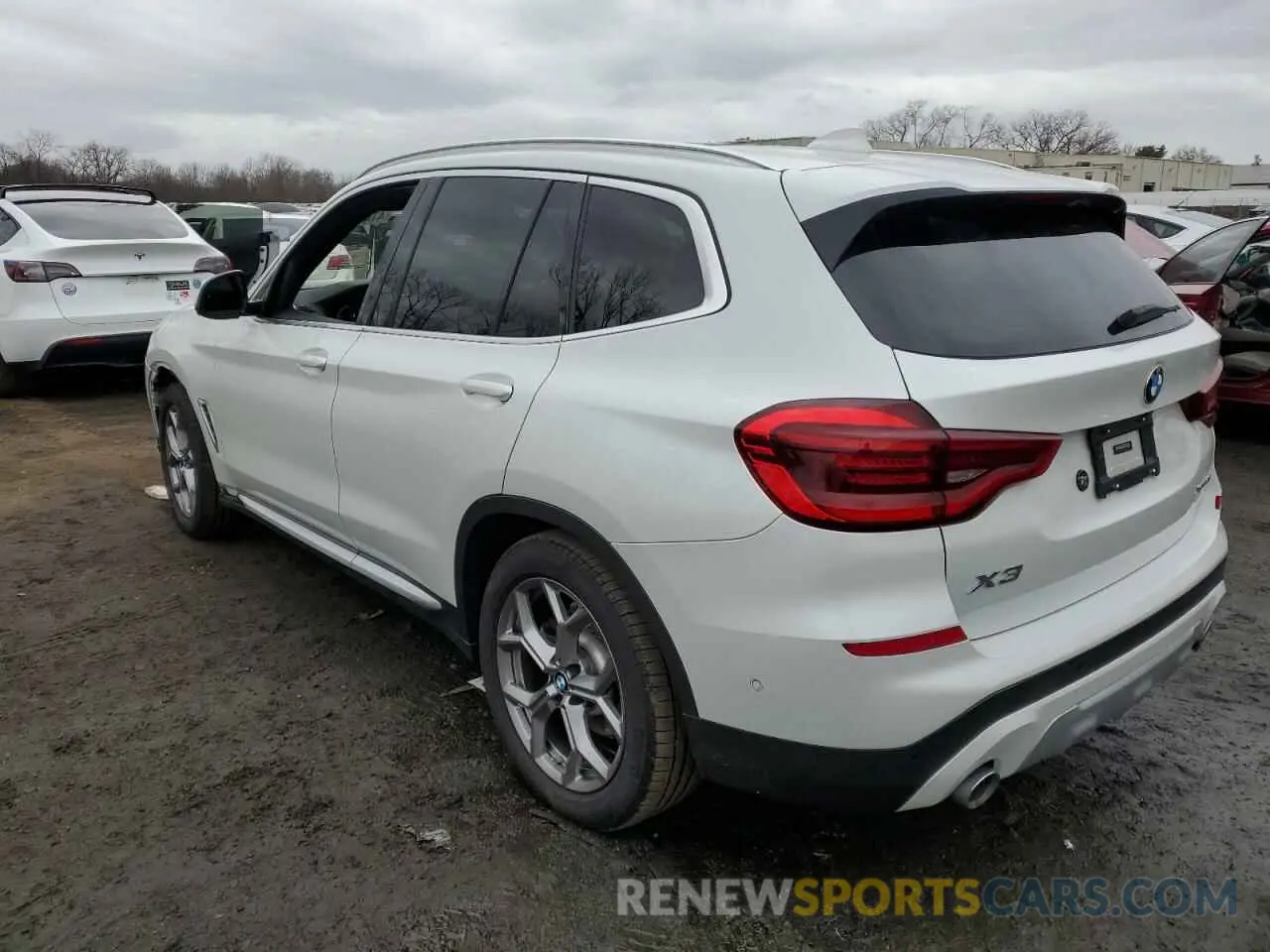 2 fotografías del automóvil dañado 5UXTY5C06M9H19058 BMW X3 2021