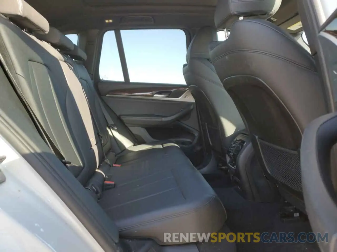 11 fotografías del automóvil dañado 5UXTY5C07M9F11299 BMW X3 2021
