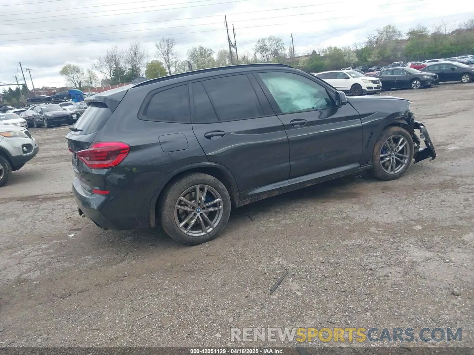 4 fotografías del automóvil dañado 5UXTY9C02M9H86750 BMW X3 2021
