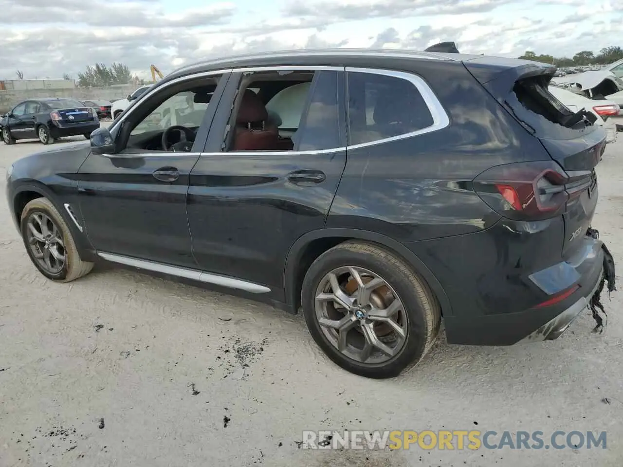 2 fotografías del automóvil dañado 5UX43DP00N9M21000 BMW X3 2022