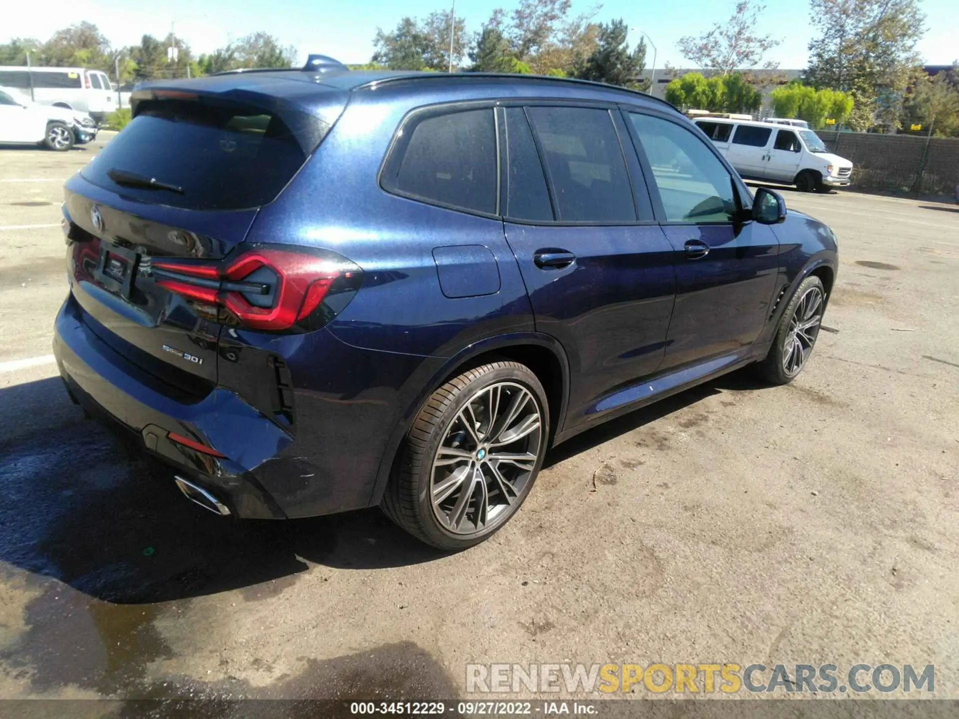 4 fotografías del automóvil dañado 5UX43DP05N9M20912 BMW X3 2022