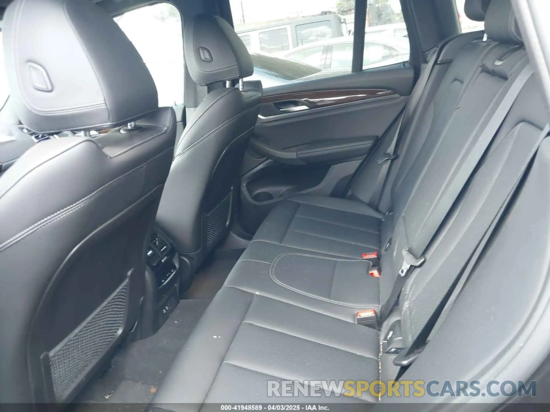8 fotografías del automóvil dañado 5UX43DP06N9J82018 BMW X3 2022