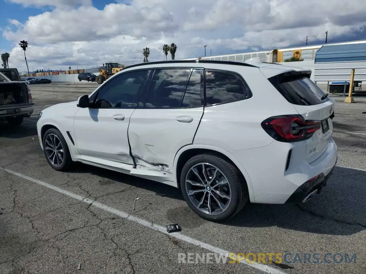 2 fotografías del automóvil dañado 5UX43DP06N9M67530 BMW X3 2022