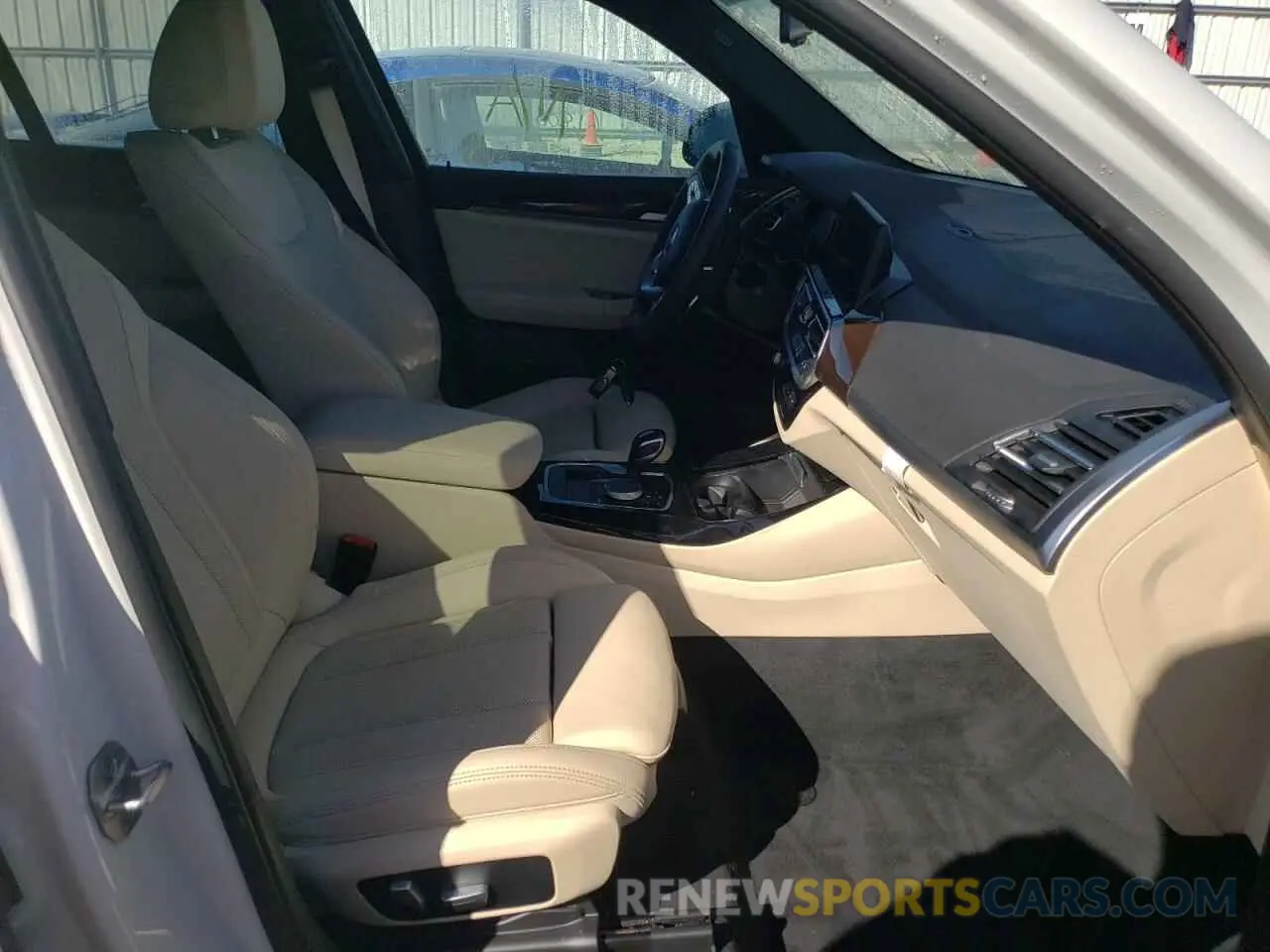 5 fotografías del automóvil dañado 5UX43DP09N9J95068 BMW X3 2022