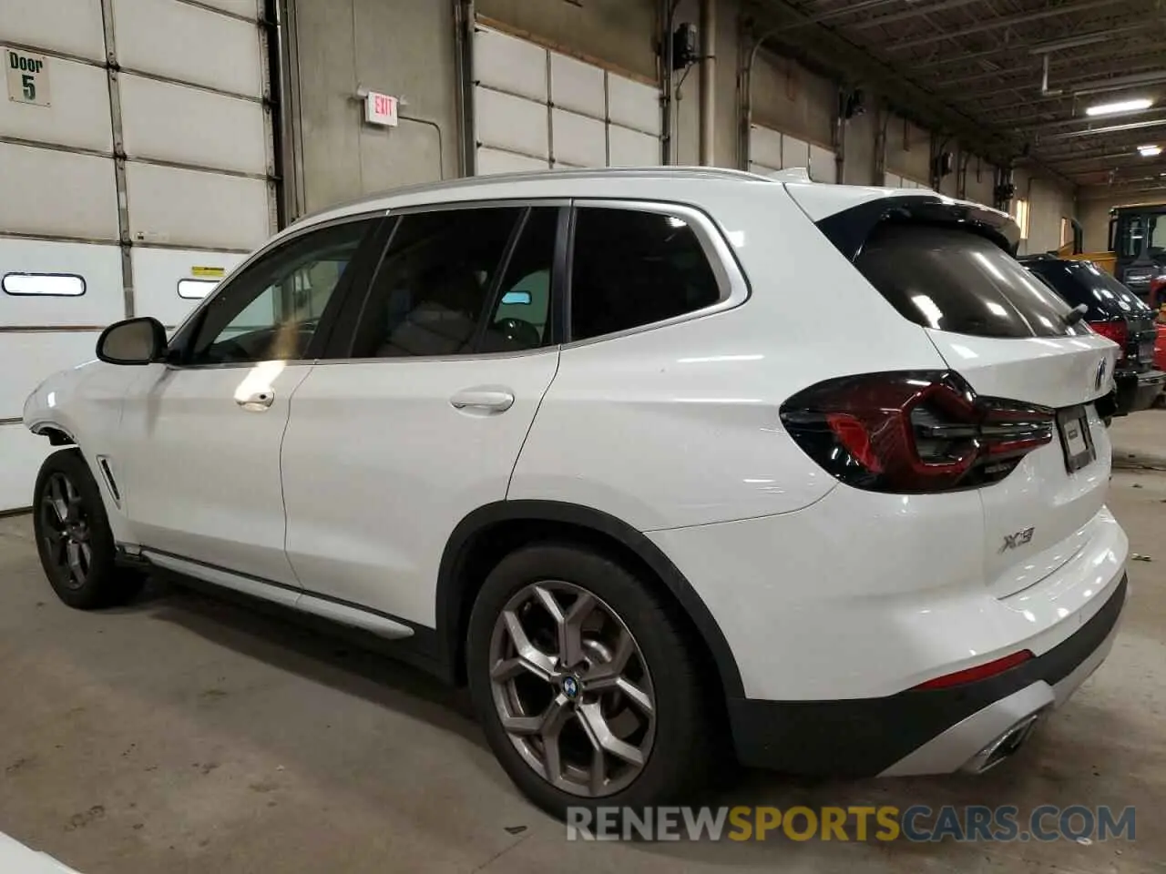 2 fotografías del automóvil dañado 5UX53DP05N9K68909 BMW X3 2022